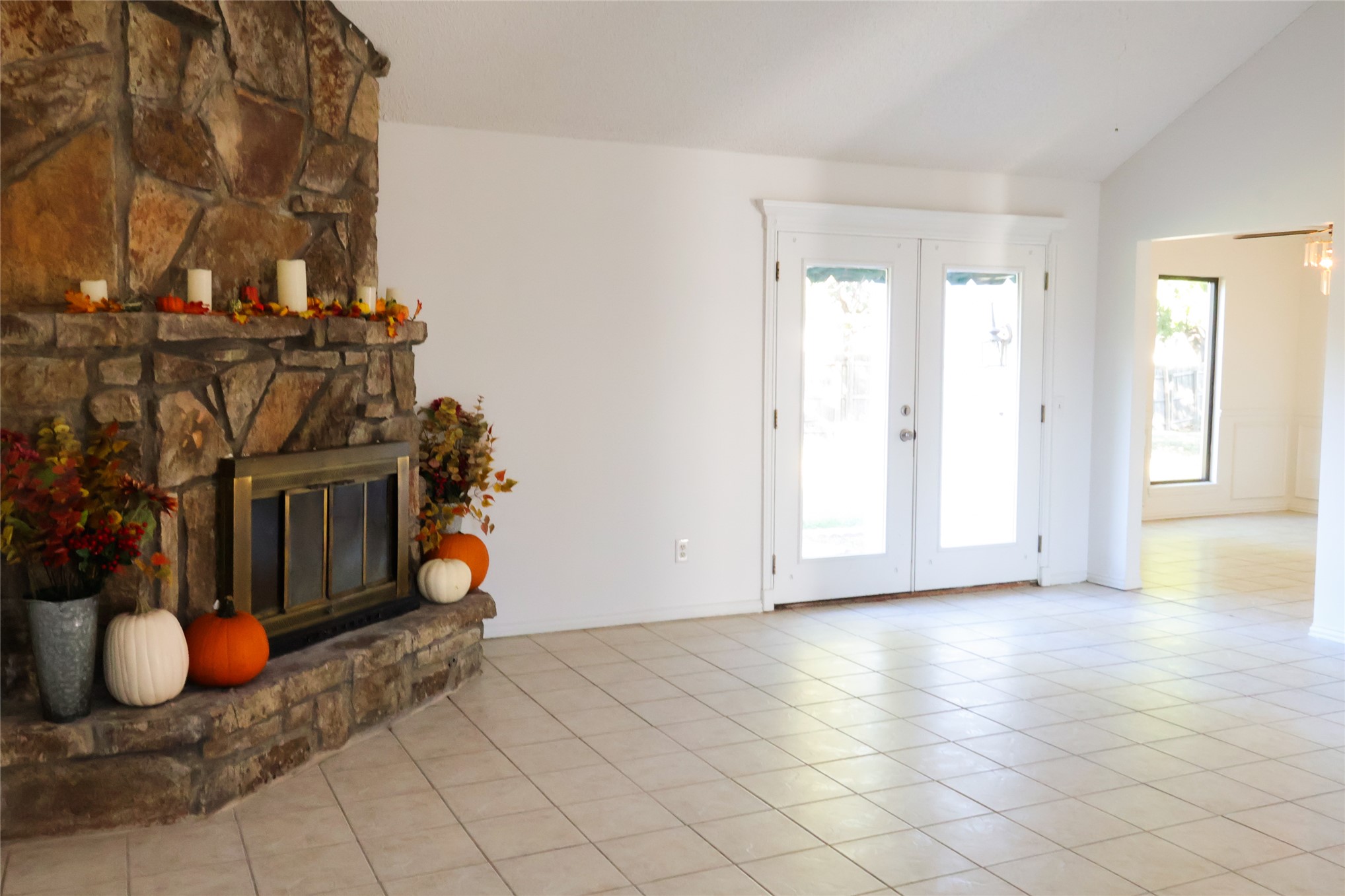 10019 E 39th Place Property Photo 14