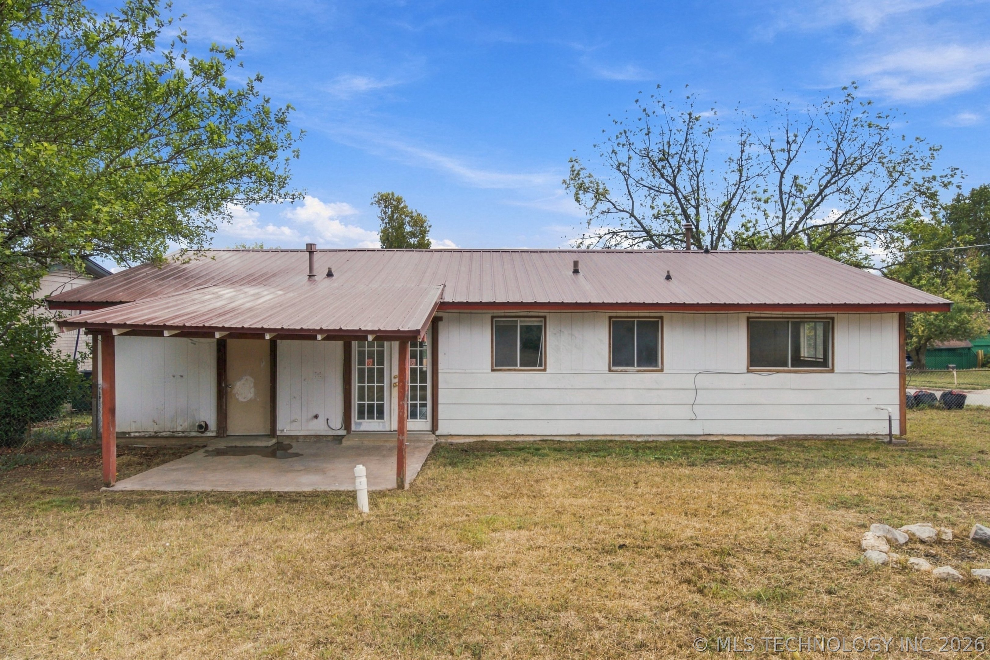 18517 E Admiral Boulevard Property Photo 18