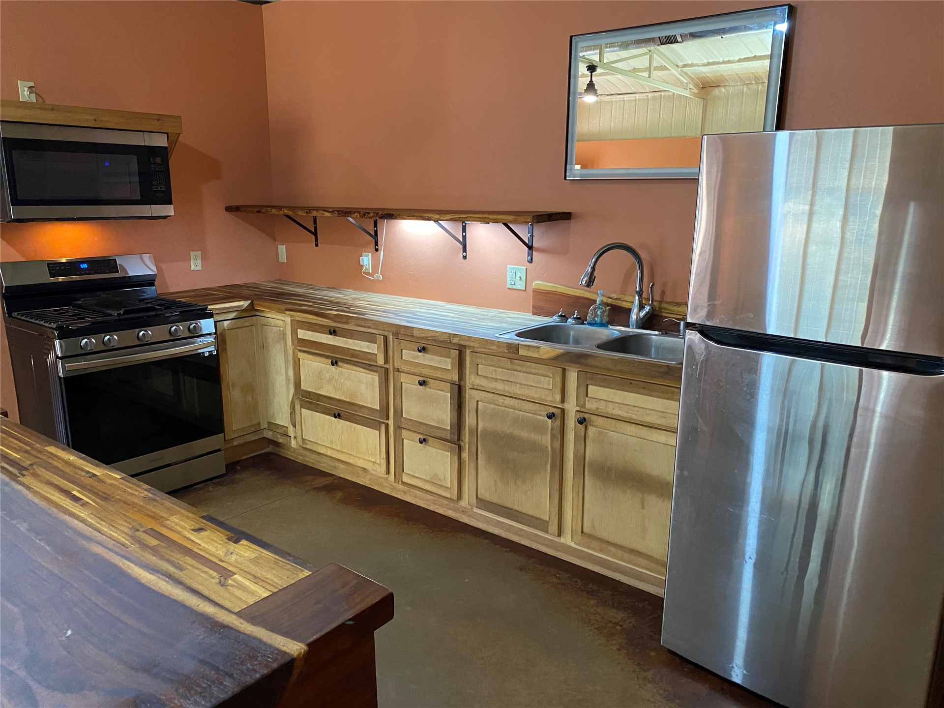 9951 County Road 3574 Property Photo 14