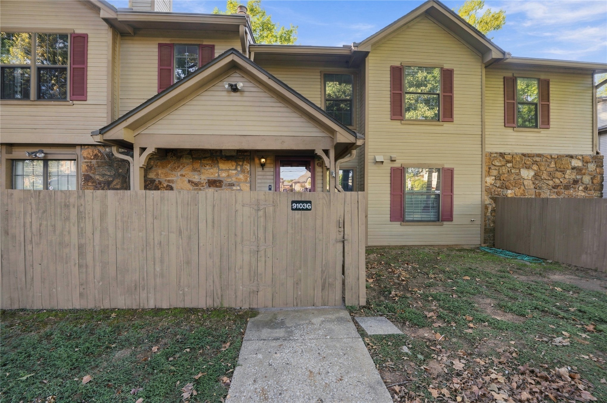9103 S Urbana Avenue 3g Property Photo 1
