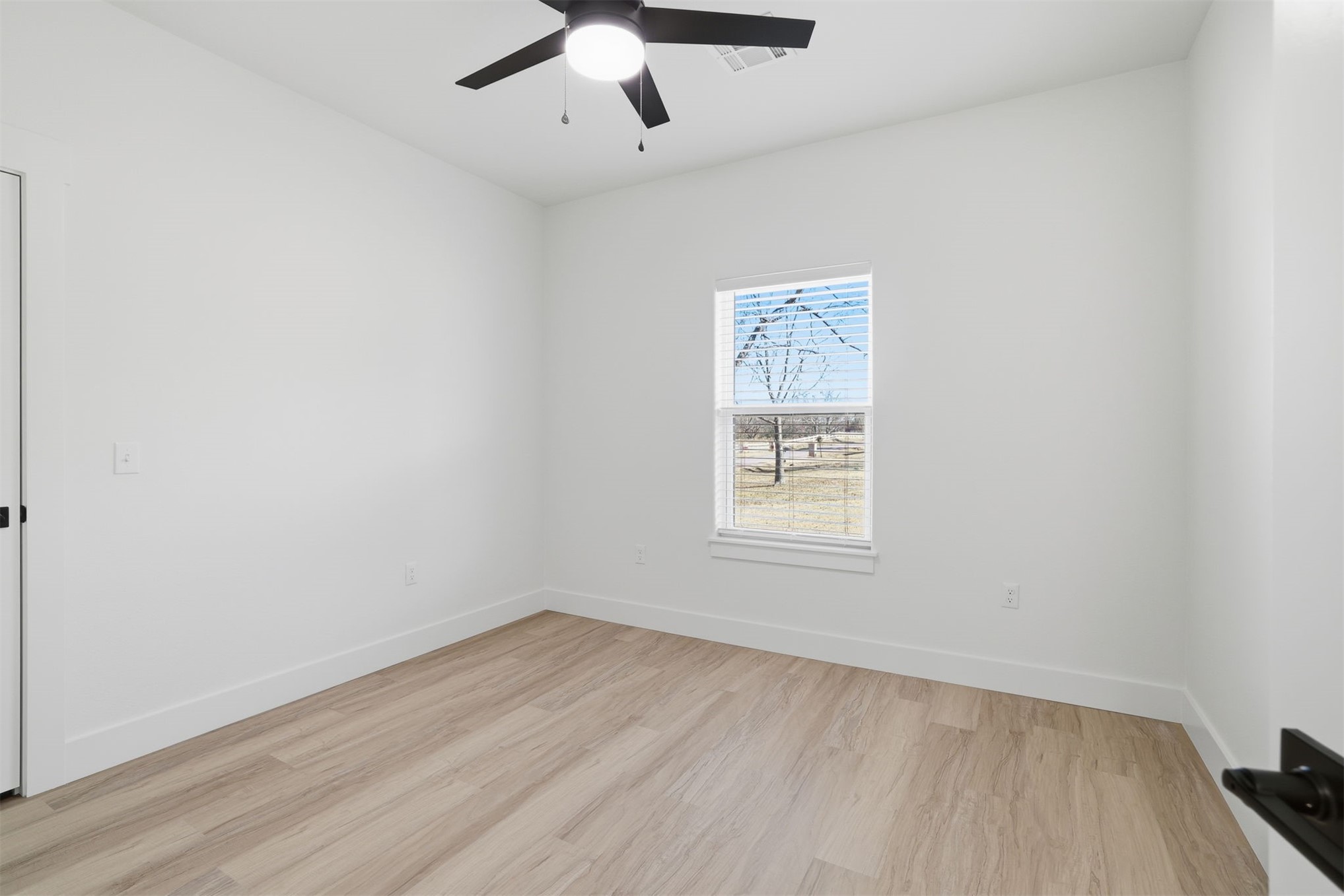 1906 Boxer Lane Property Photo 20