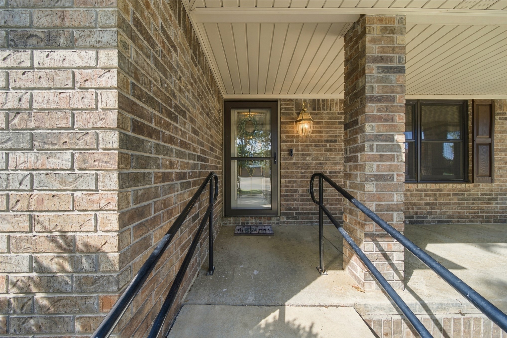604 Chapman Avenue Property Photo 3