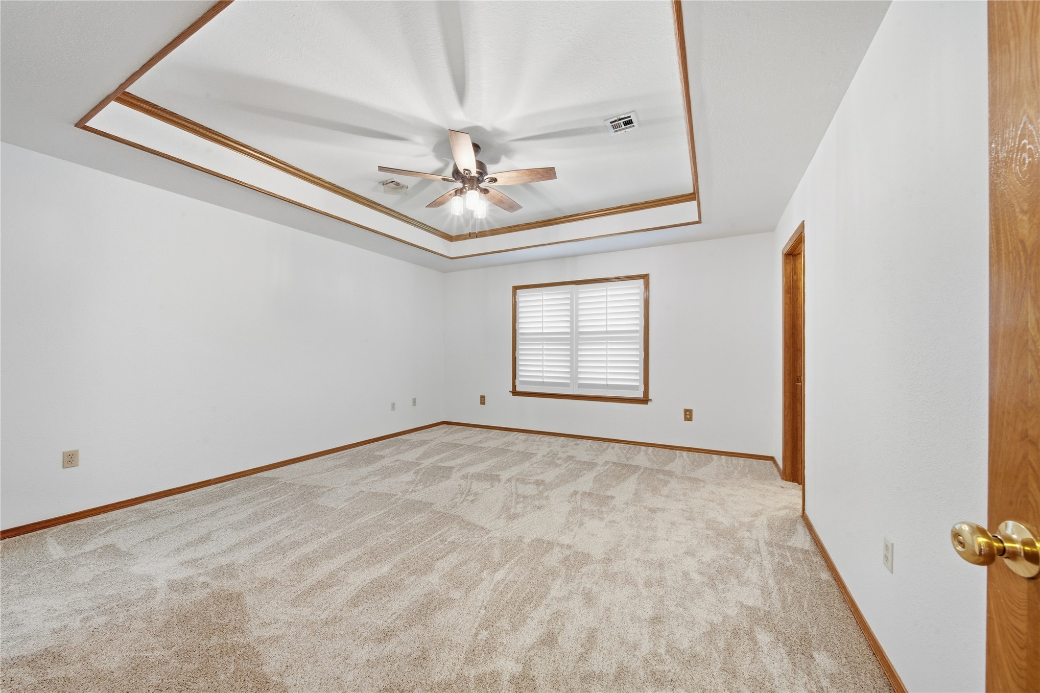 604 Chapman Avenue Property Photo 24
