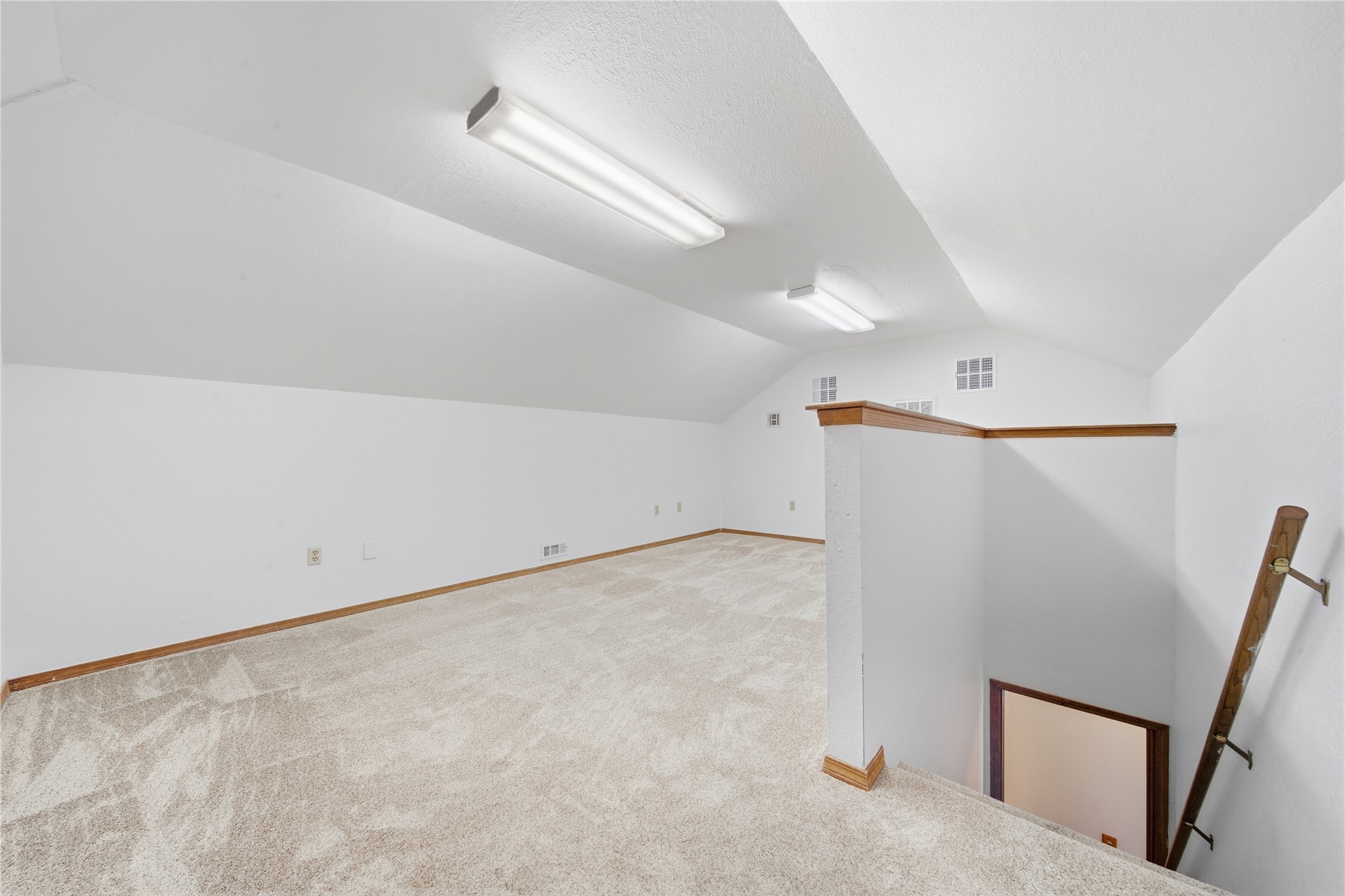 604 Chapman Avenue Property Photo 36