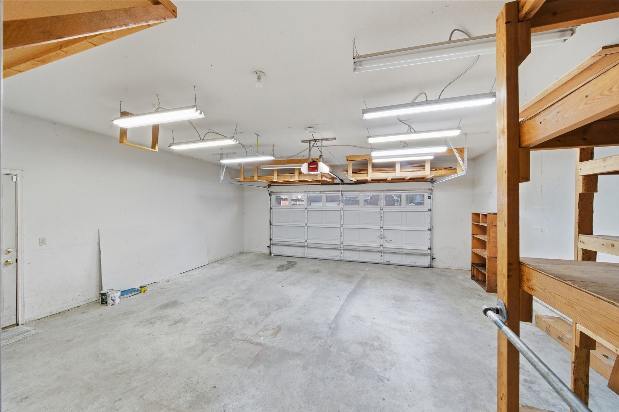 604 Chapman Avenue Property Photo 39