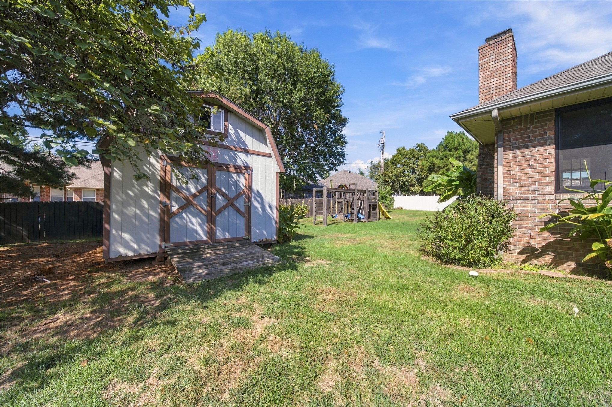 604 Chapman Avenue Property Photo 43