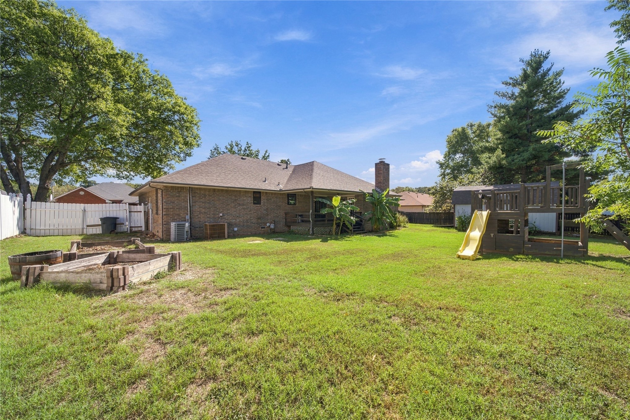 604 Chapman Avenue Property Photo 45