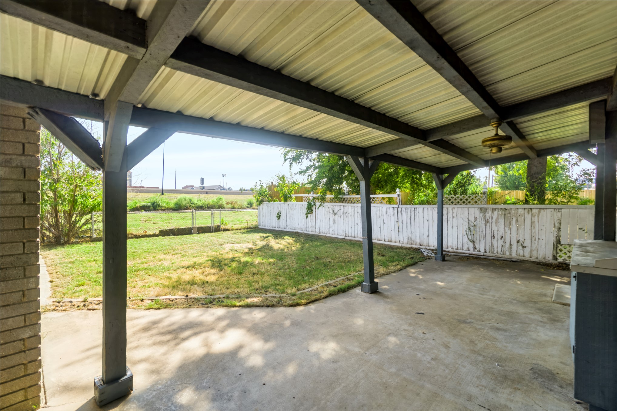 6716 E Haskell Street Property Photo 4