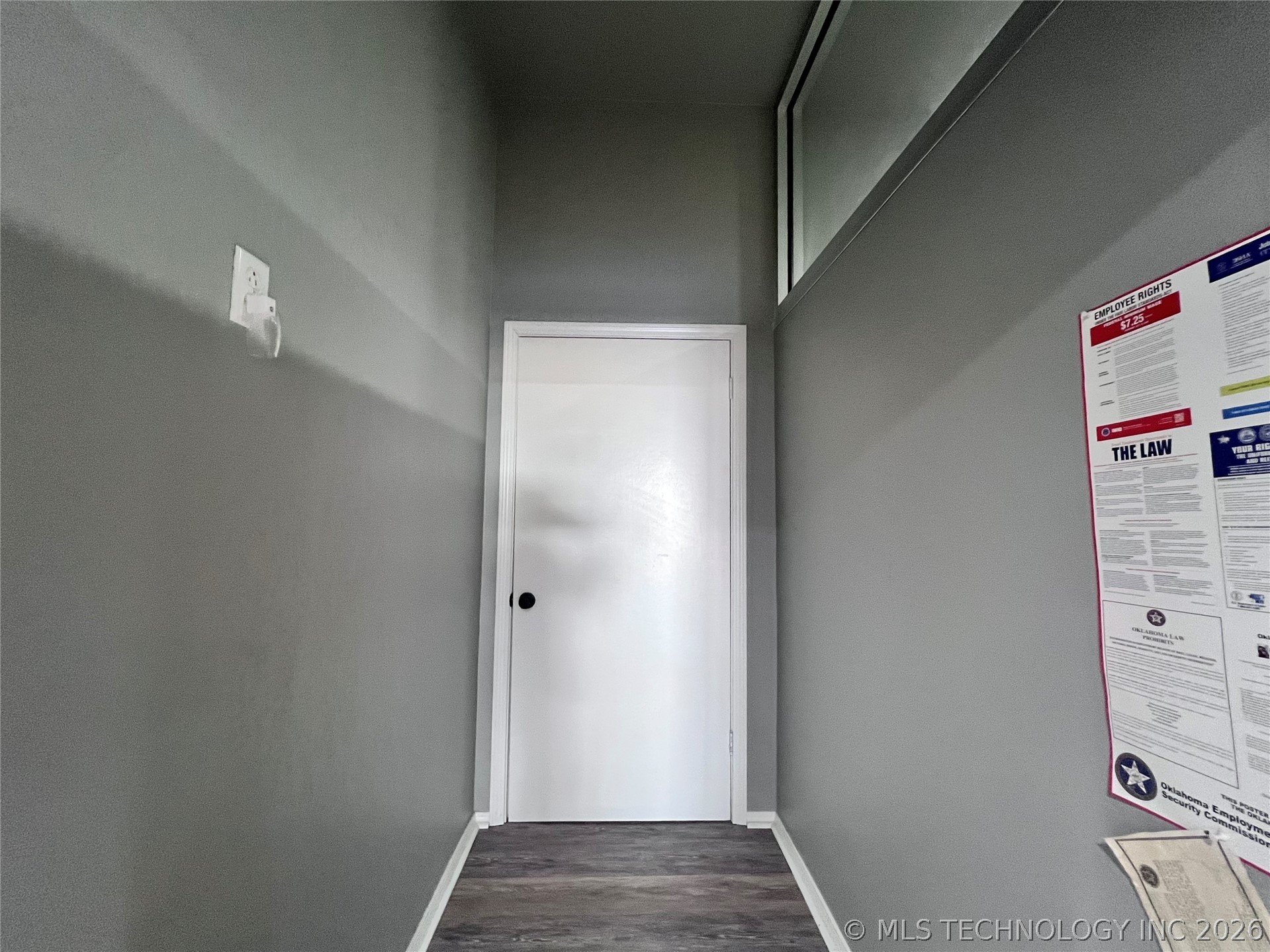729 S 6th Property Photo 28