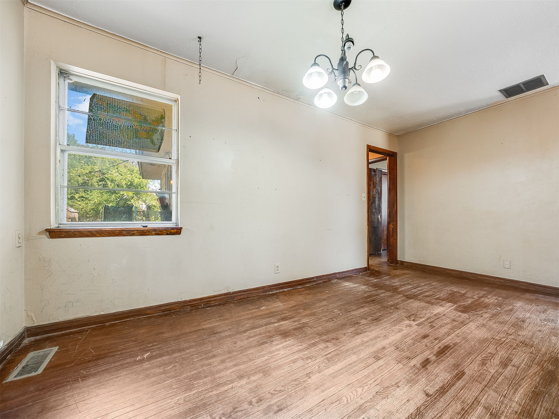 10145 E 22nd Street Property Photo 4