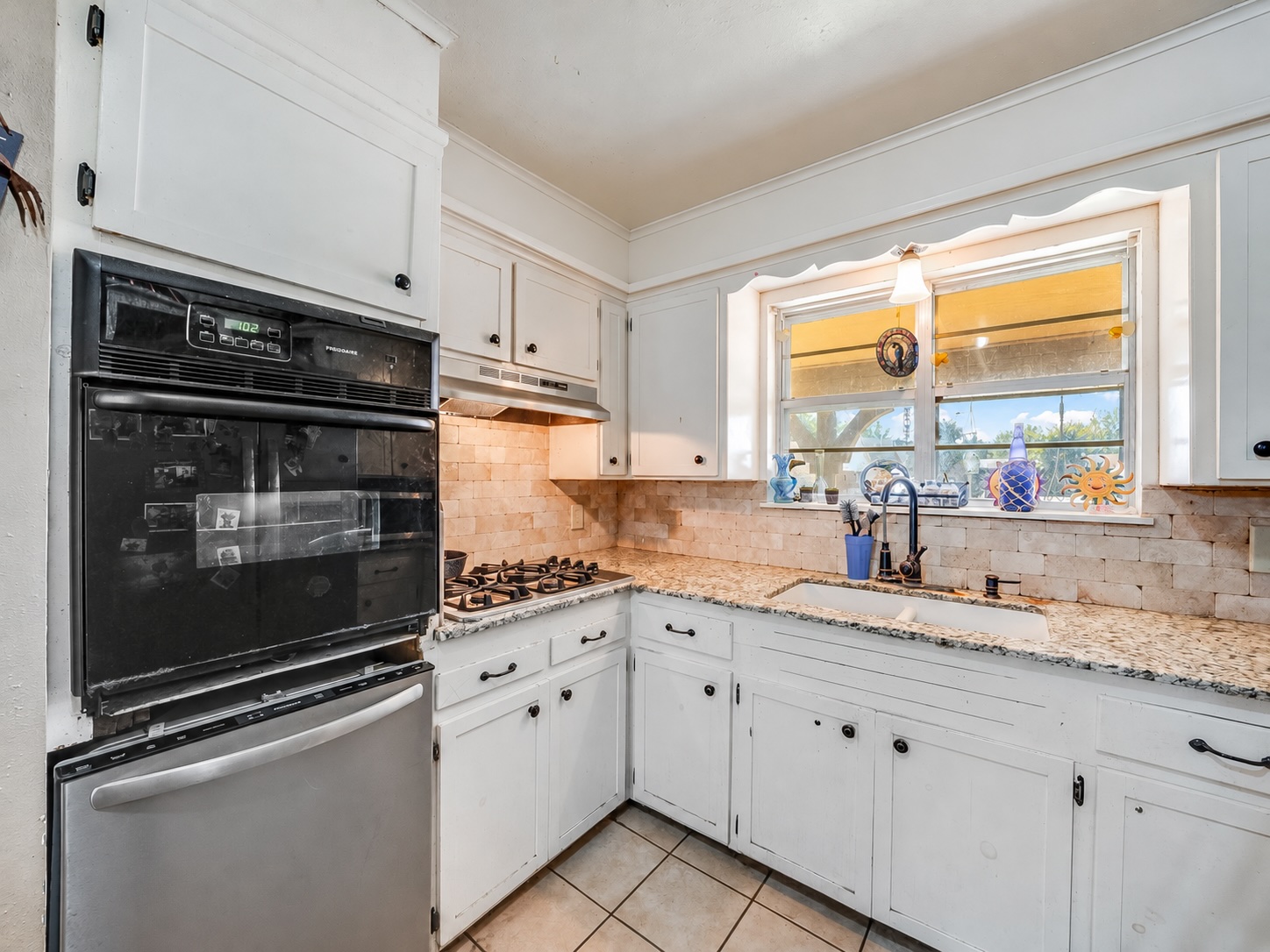10145 E 22nd Street Property Photo 6