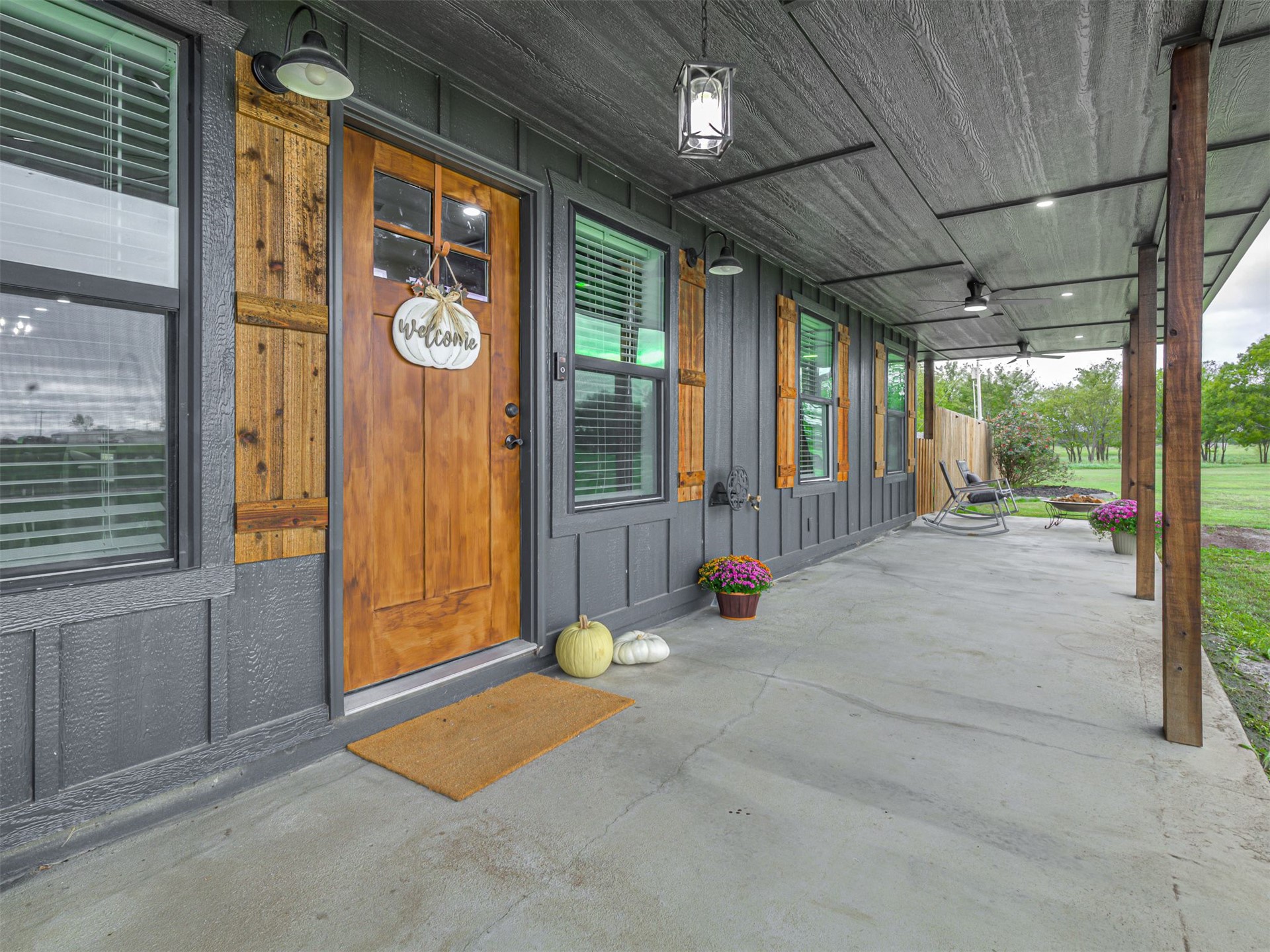 2234 N 205 Road Property Photo 8