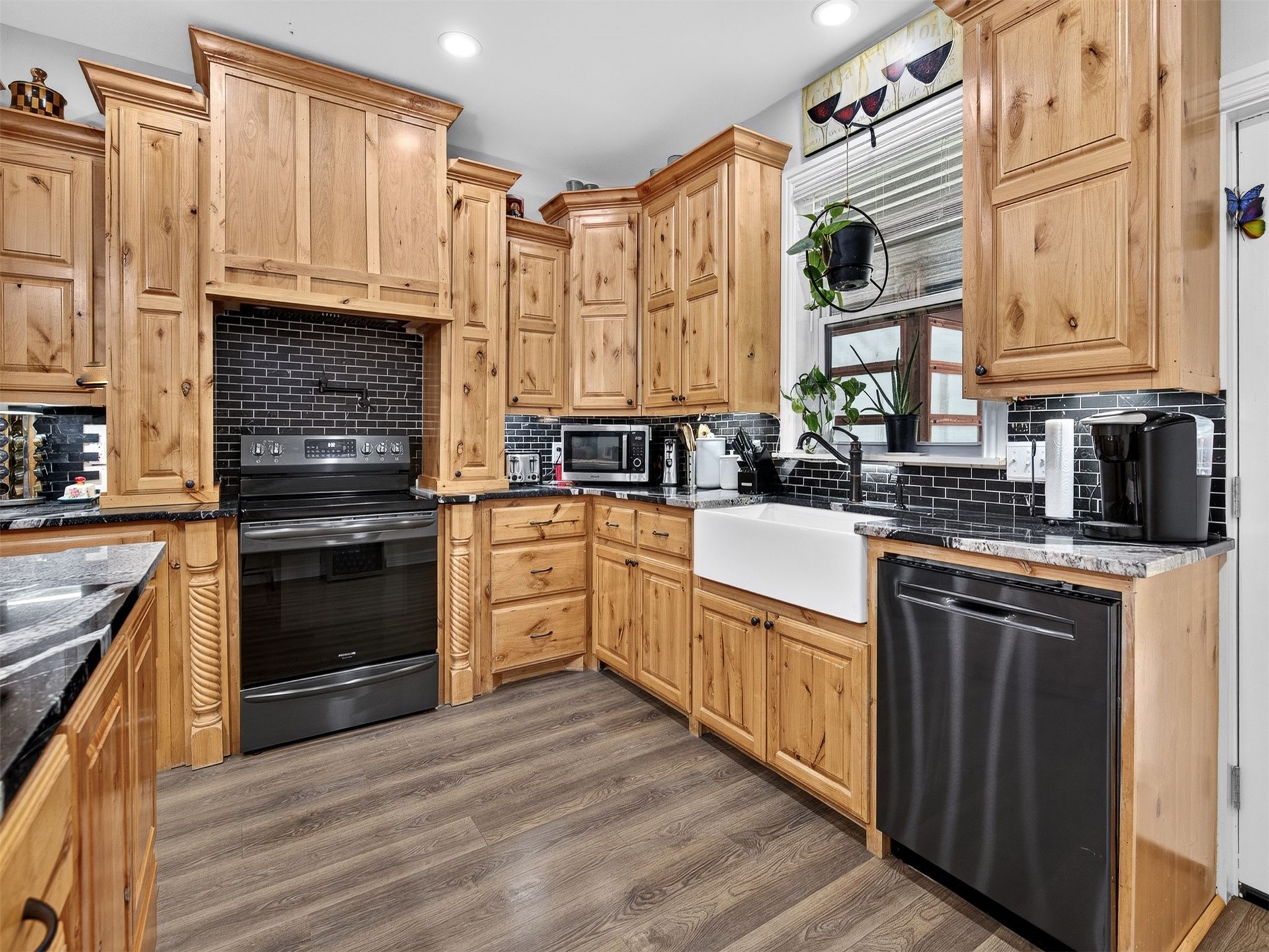 2234 N 205 Road Property Photo 25