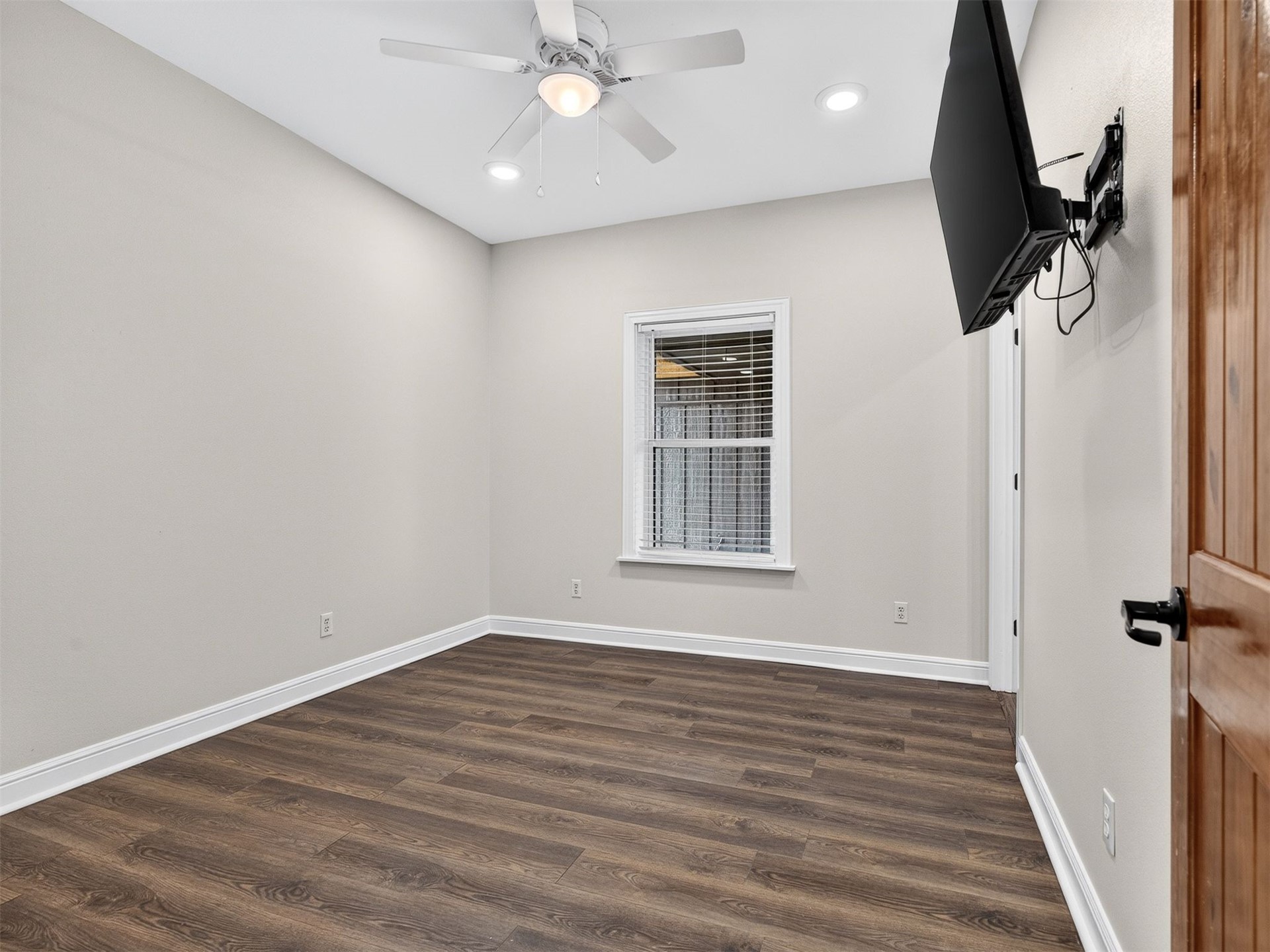 2234 N 205 Road Property Photo 42