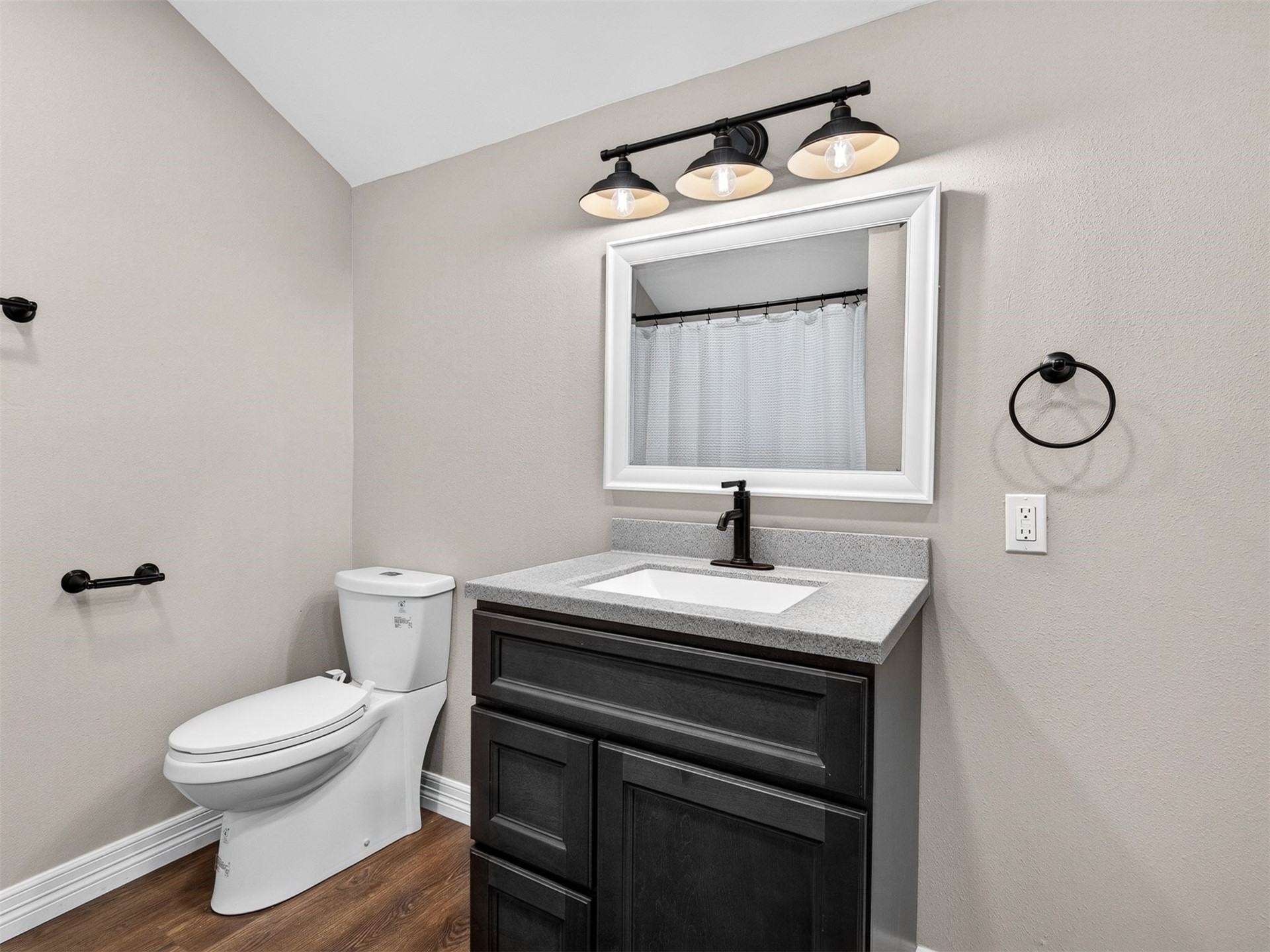 2234 N 205 Road Property Photo 48