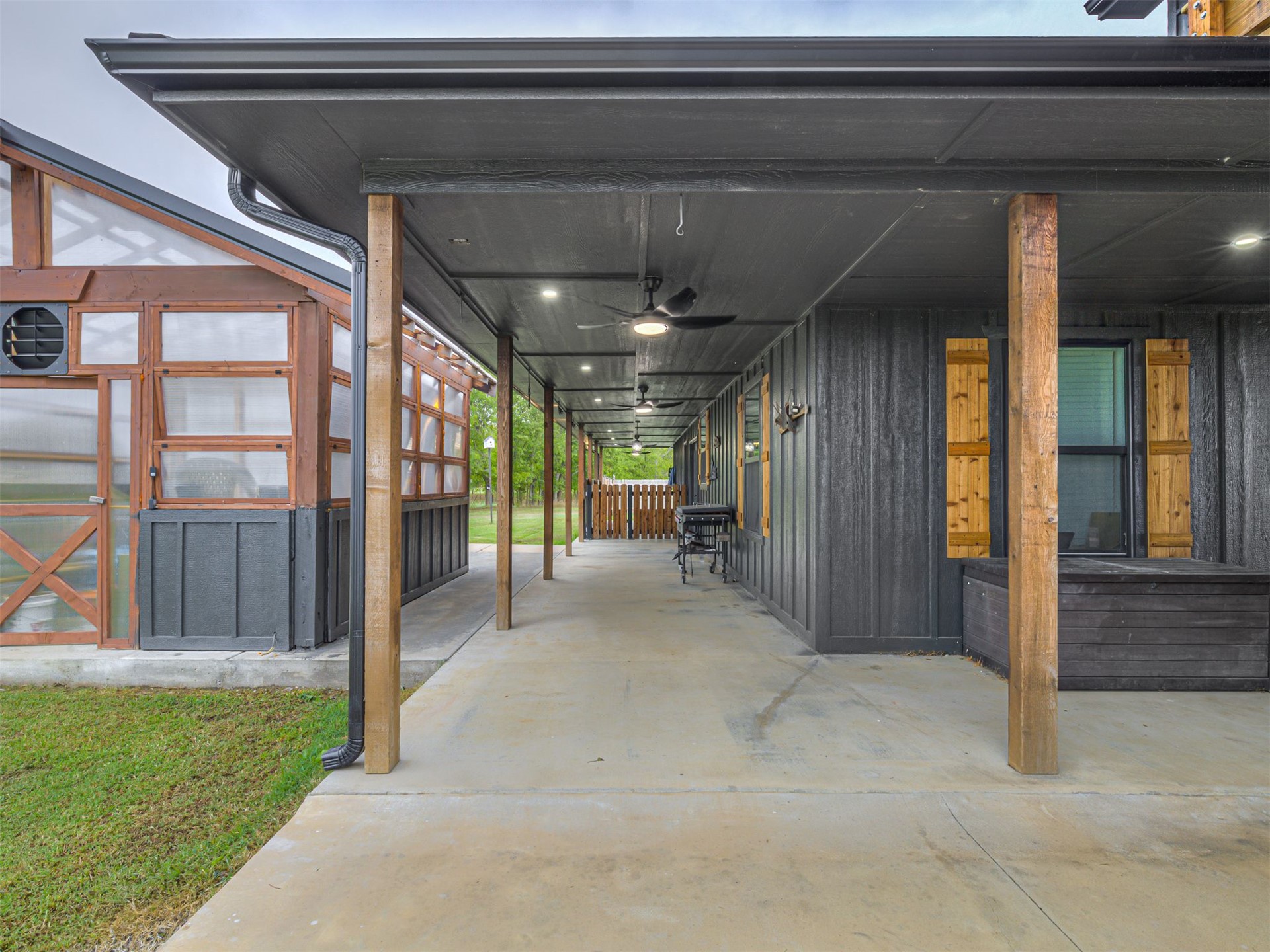 2234 N 205 Road Property Photo 63