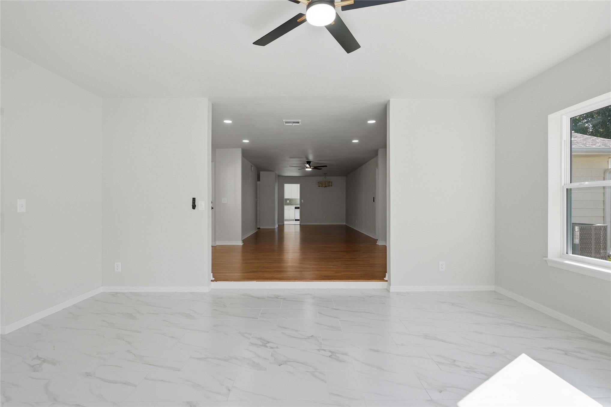 5807 E 22nd Place Property Photo 18