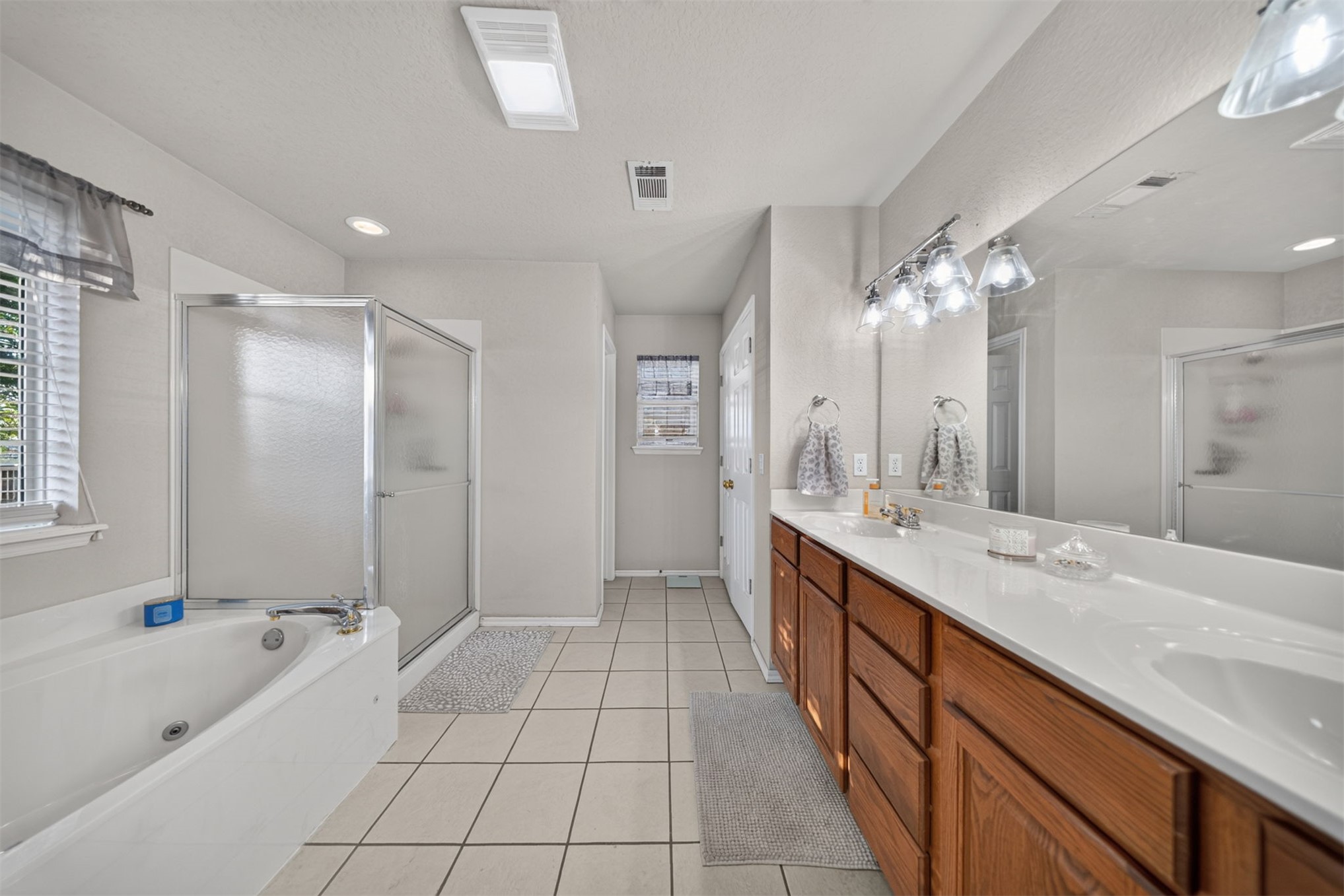 10104 N 114th East Avenue Property Photo 14
