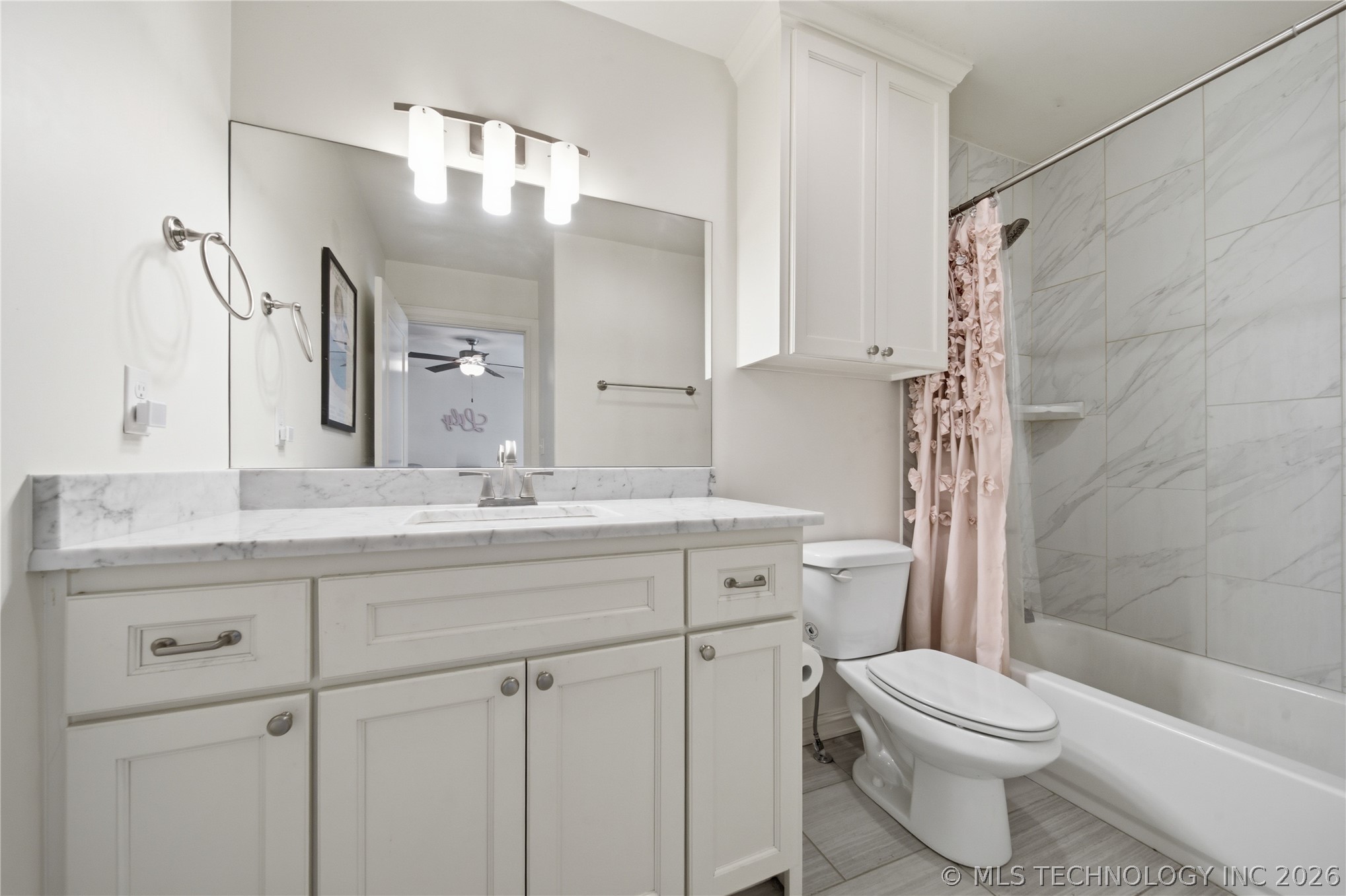 12011 S Lakewood Avenue Property Photo 49