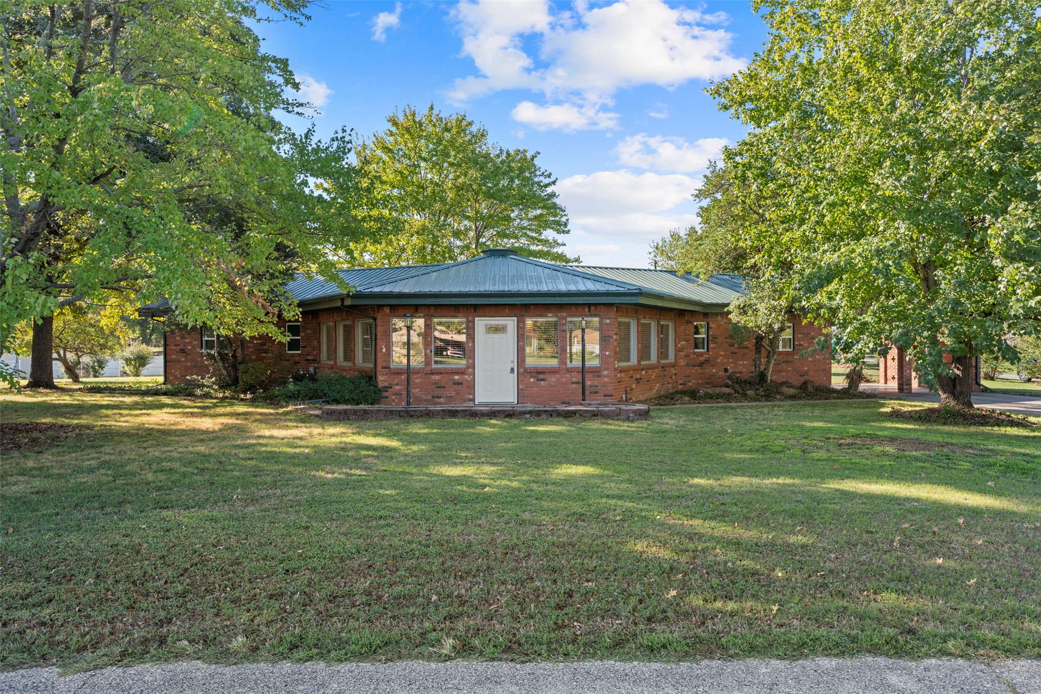 12312 370 Road Property Photo 1
