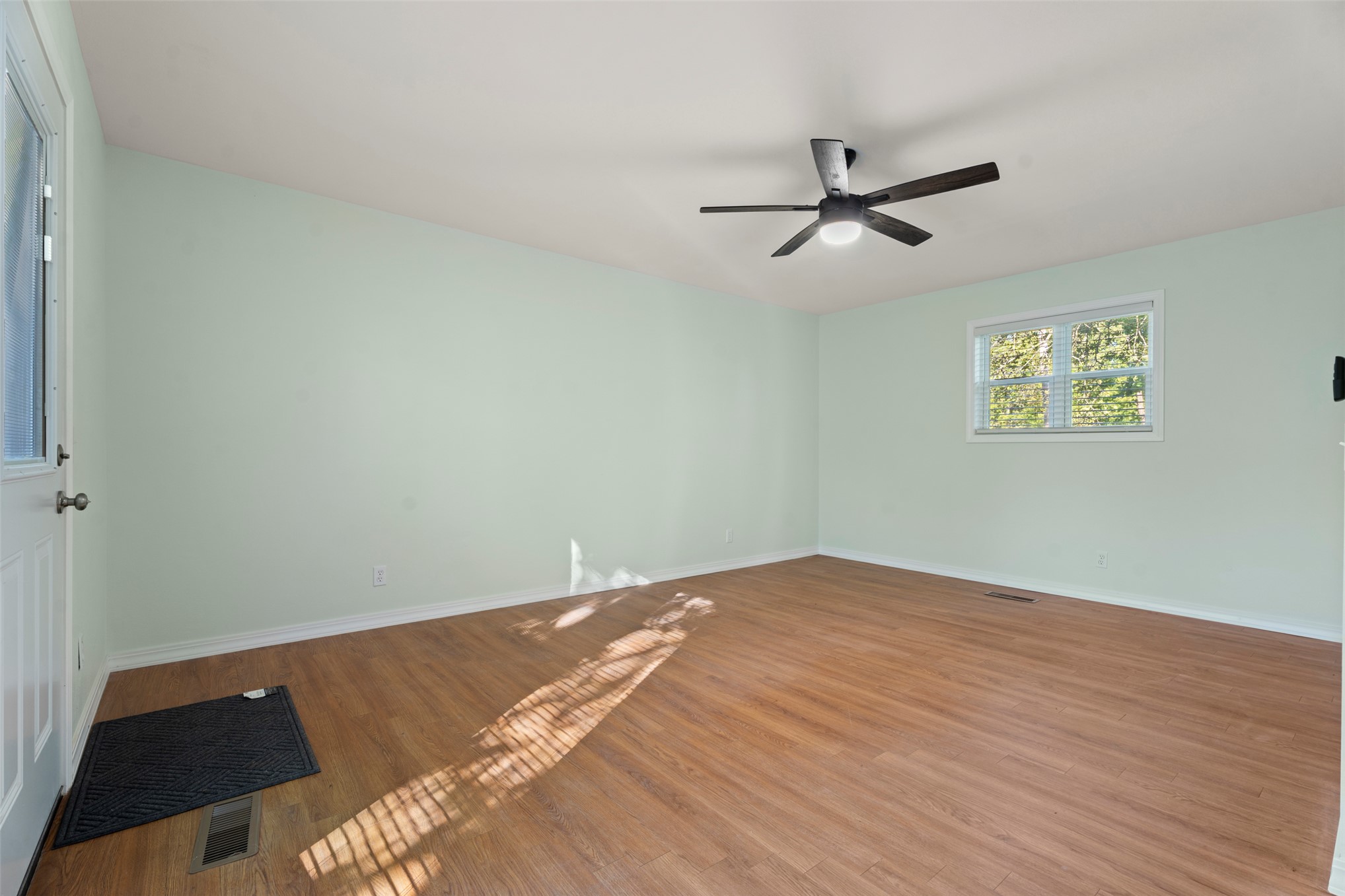 12312 370 Road Property Photo 6