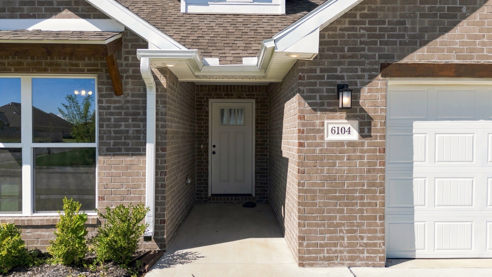 6104 N 27th Street Property Photo 2