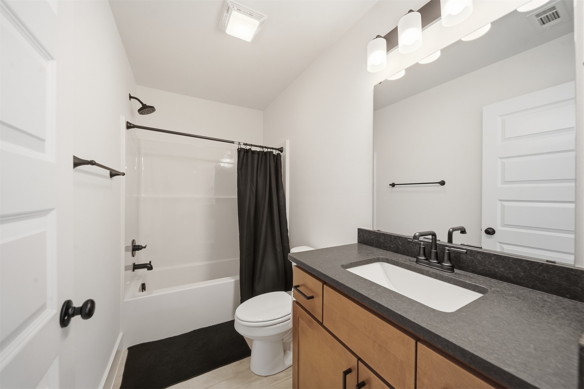 6104 N 27th Street Property Photo 22