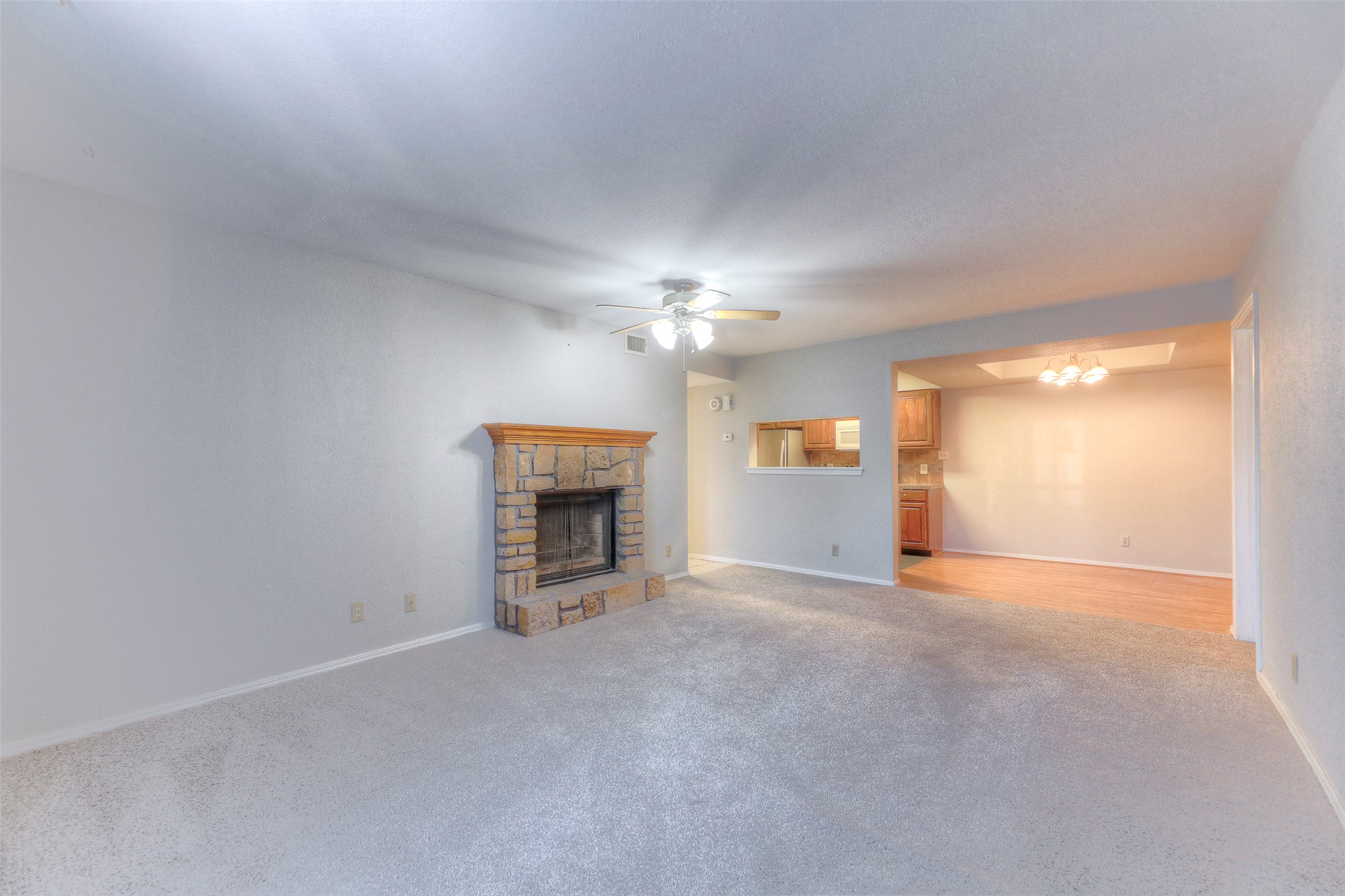 9105 S Urbana Avenue 4h Property Photo 6