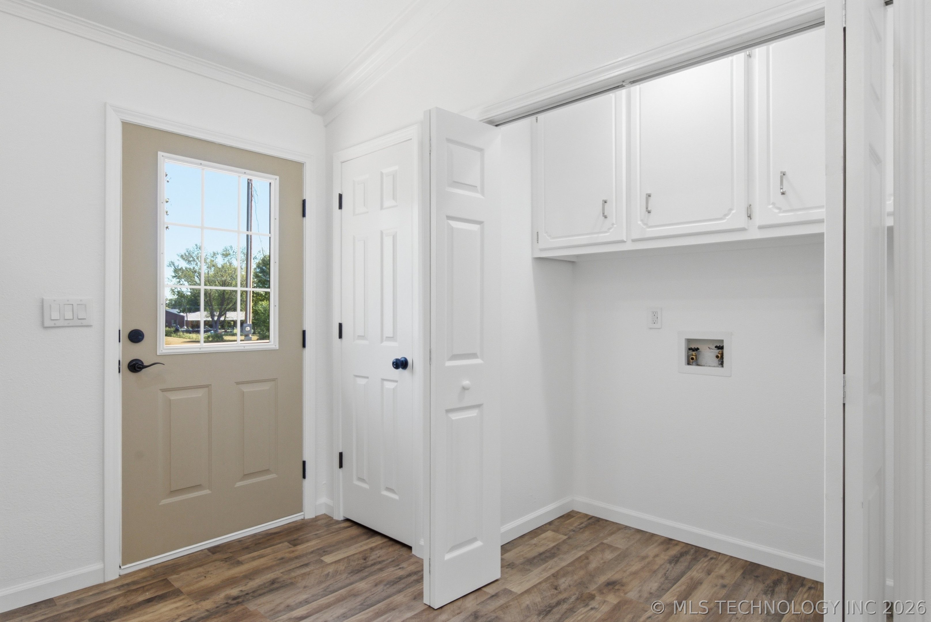 404 S Caney Street Property Photo 19