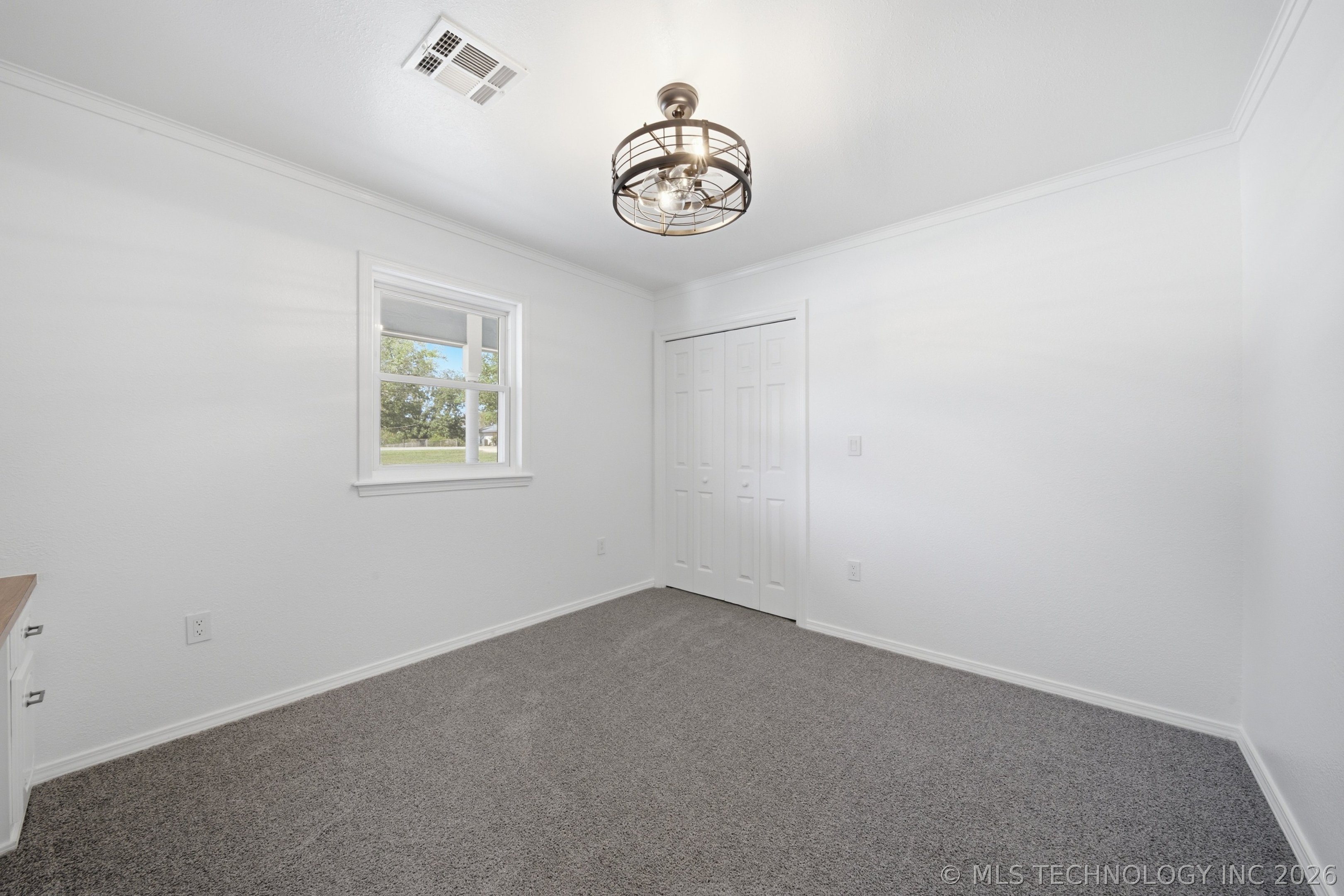 404 S Caney Street Property Photo 23