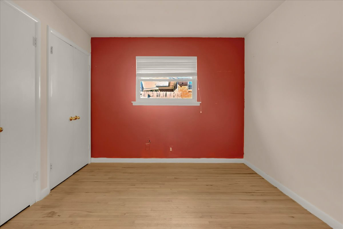 2810 S Hudson Avenue Property Photo 36