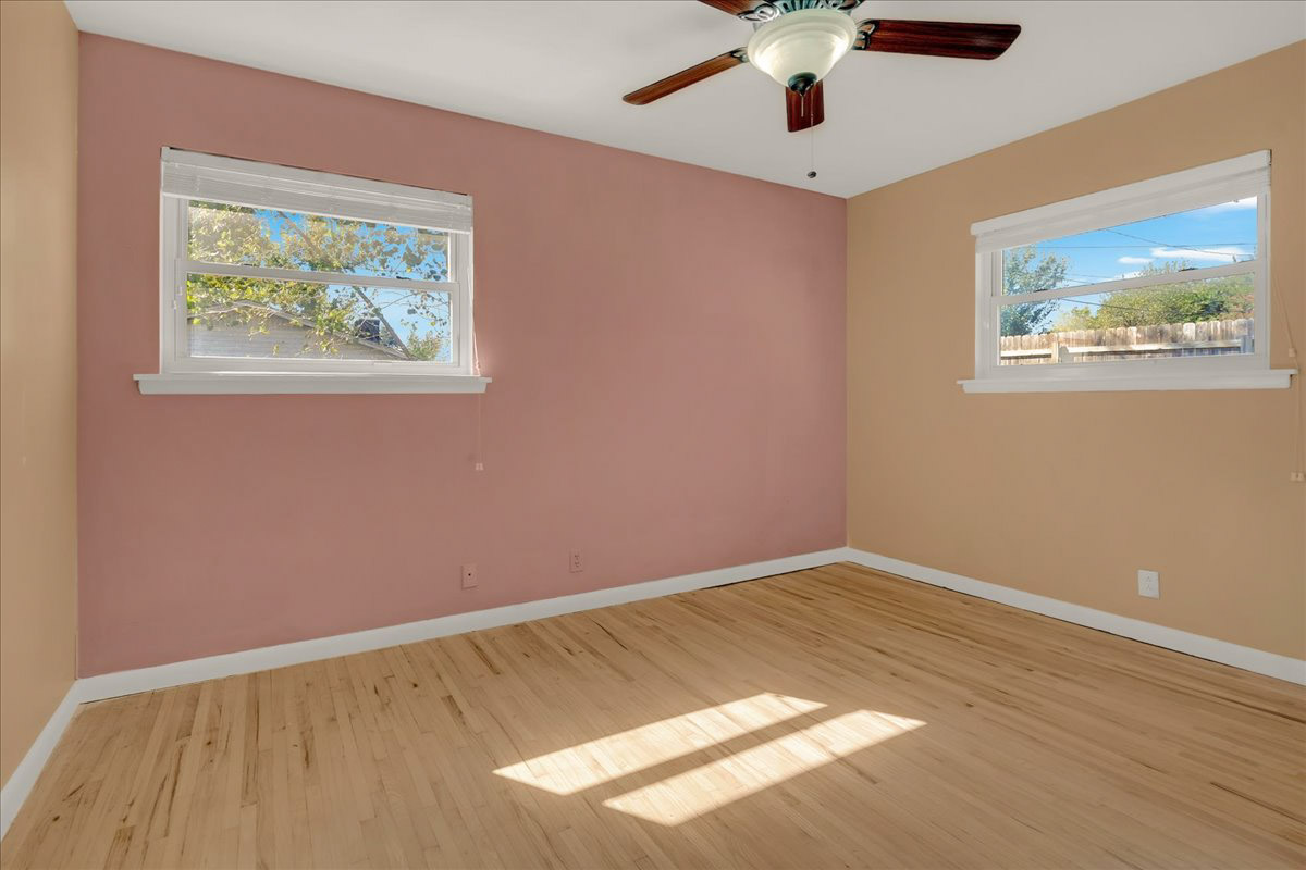 2810 S Hudson Avenue Property Photo 43