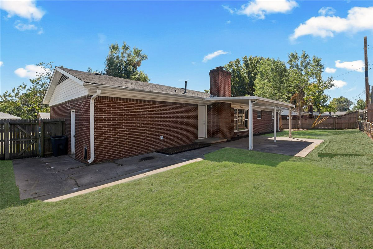 2810 S Hudson Avenue Property Photo 46