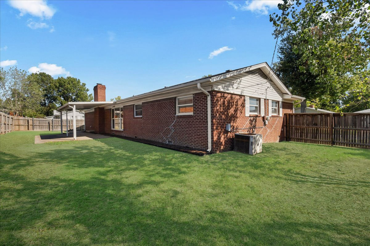 2810 S Hudson Avenue Property Photo 48