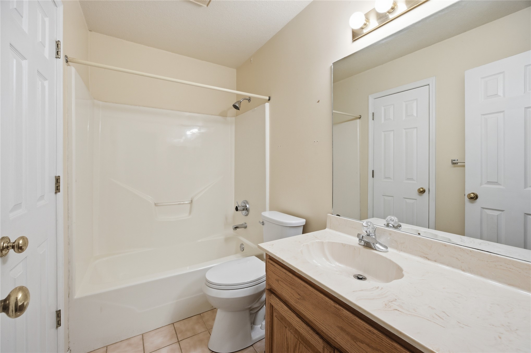 8605 S 92nd East Avenue Property Photo 25