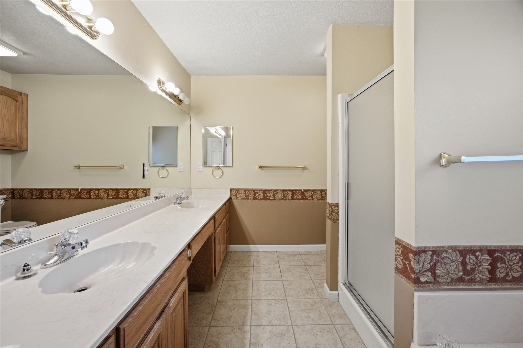 8605 S 92nd East Avenue Property Photo 38