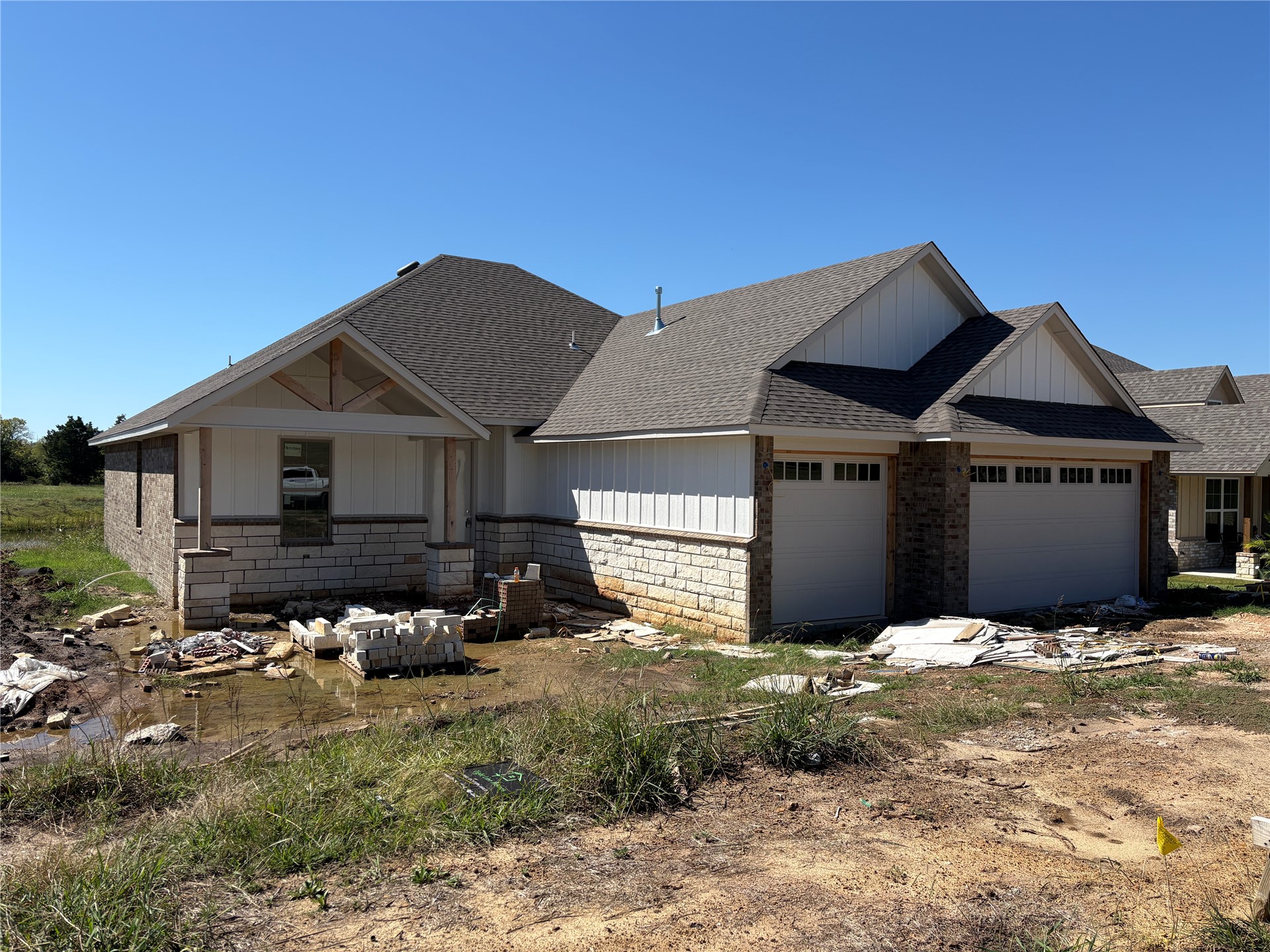 526 Canyon Drive Property Photo 1