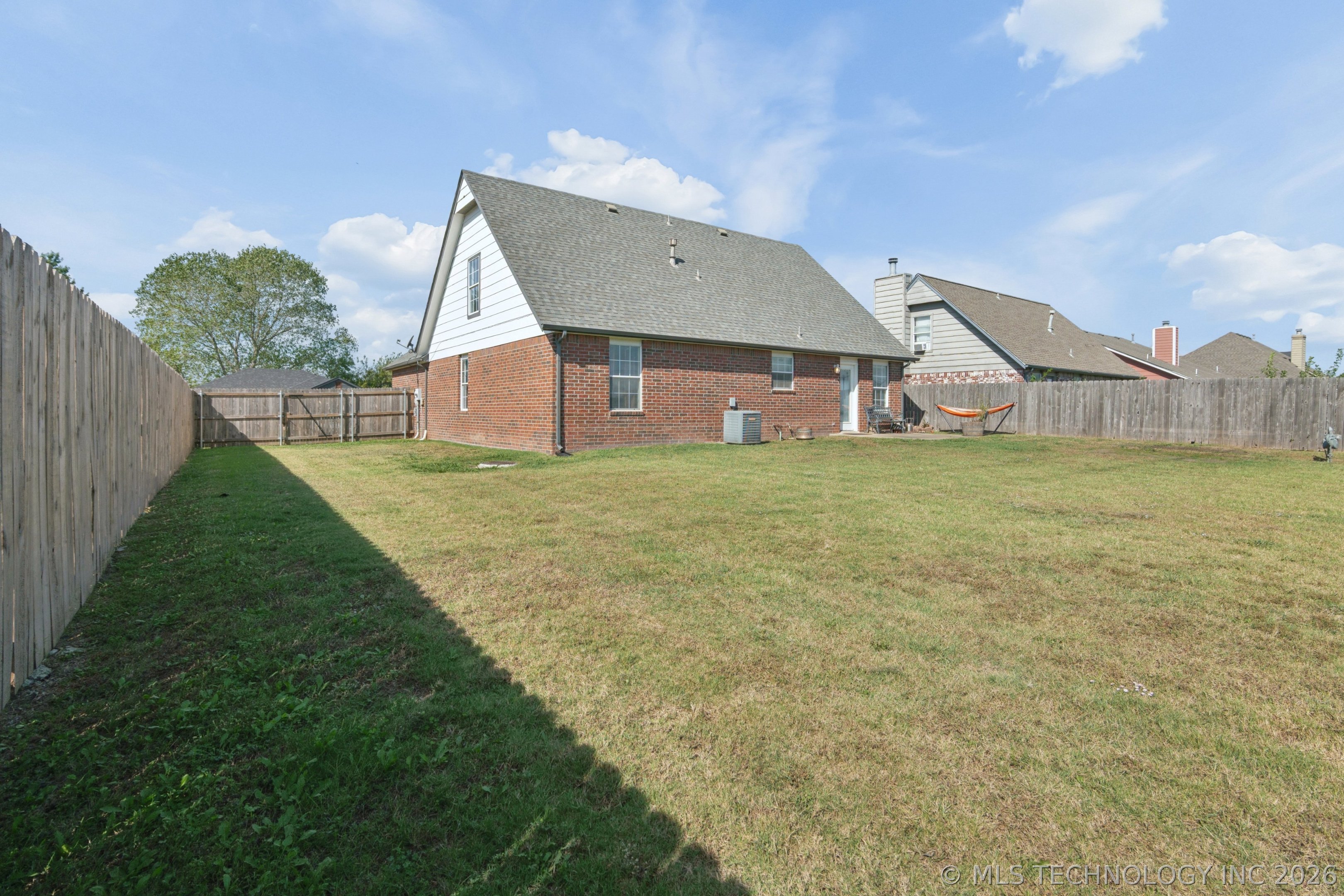 7929 N 128th East Avenue Property Photo 27