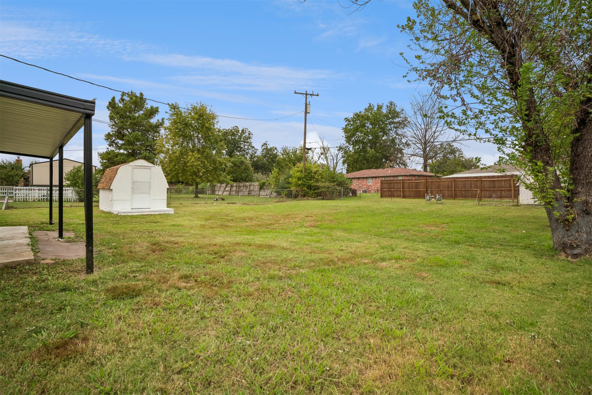 1406 W Clint Street Property Photo 27