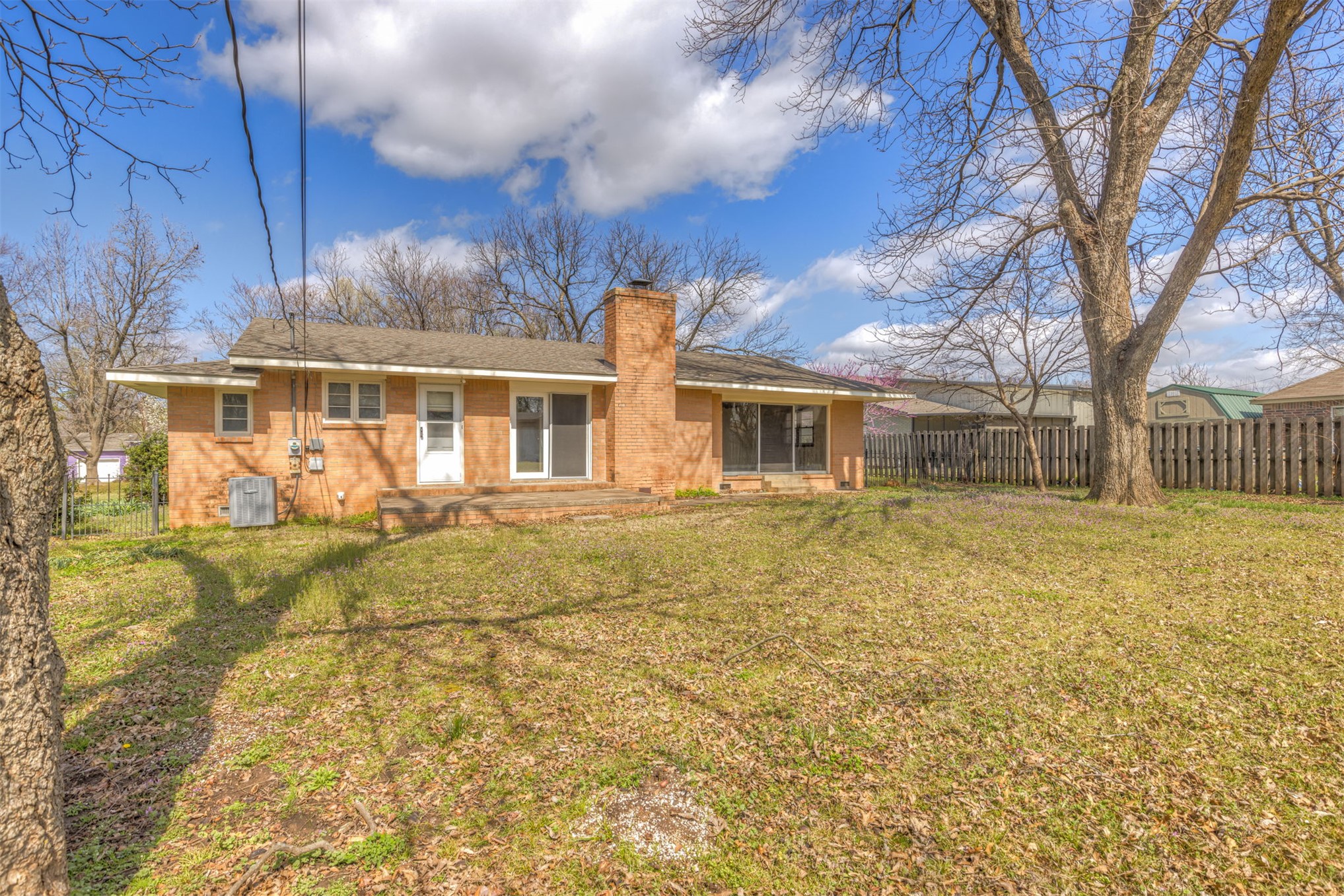 316 E Pecan Street Property Photo 48