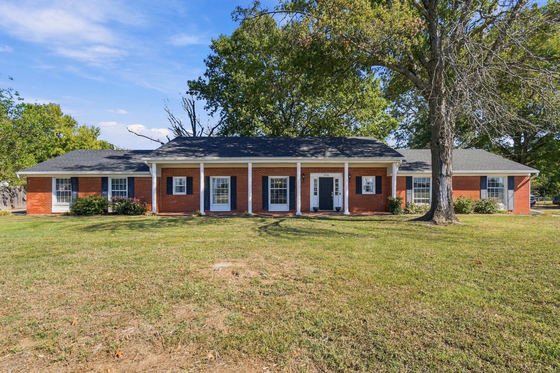 1936 Memorial Drive Property Photo 44