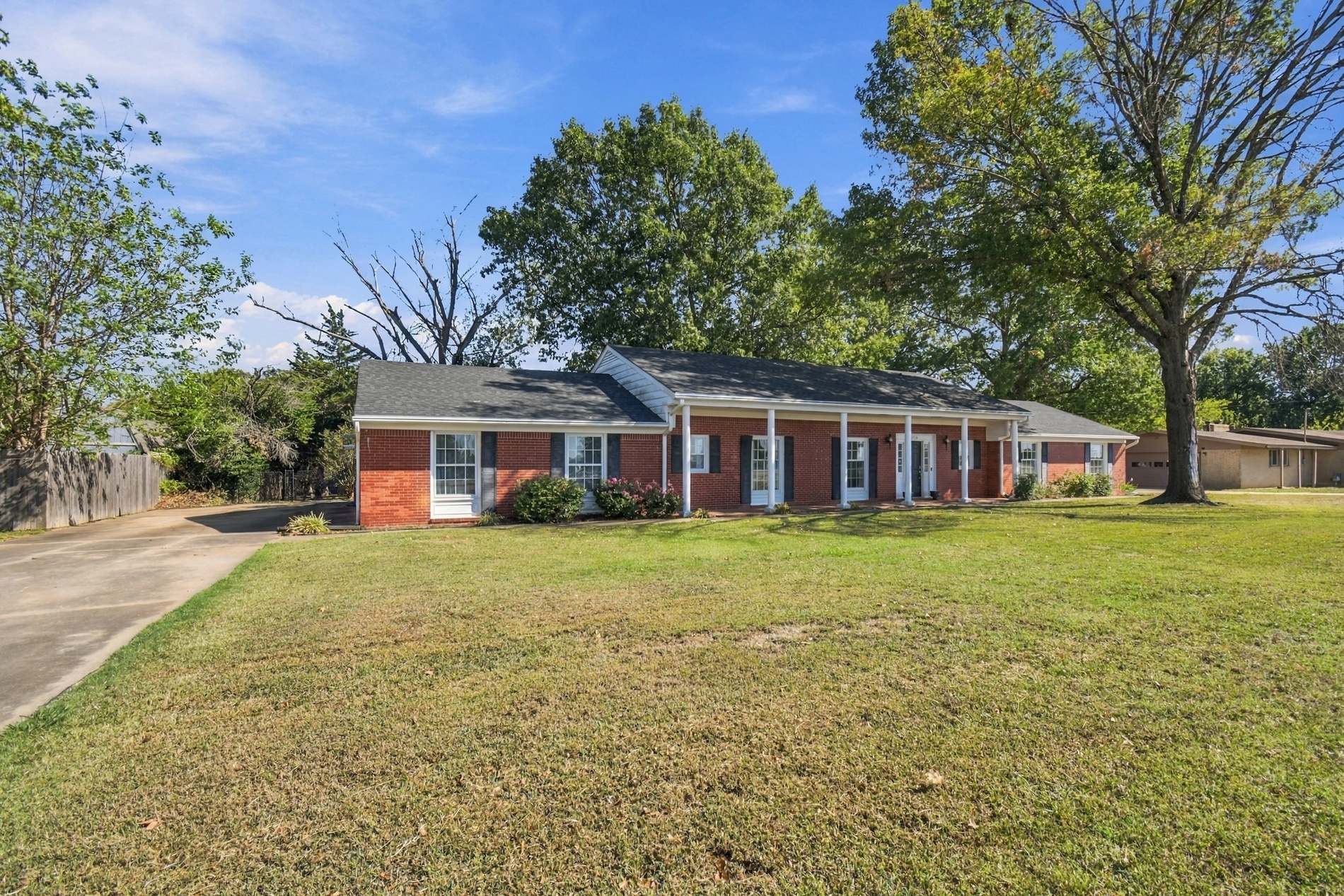 1936 Memorial Drive Property Photo 46