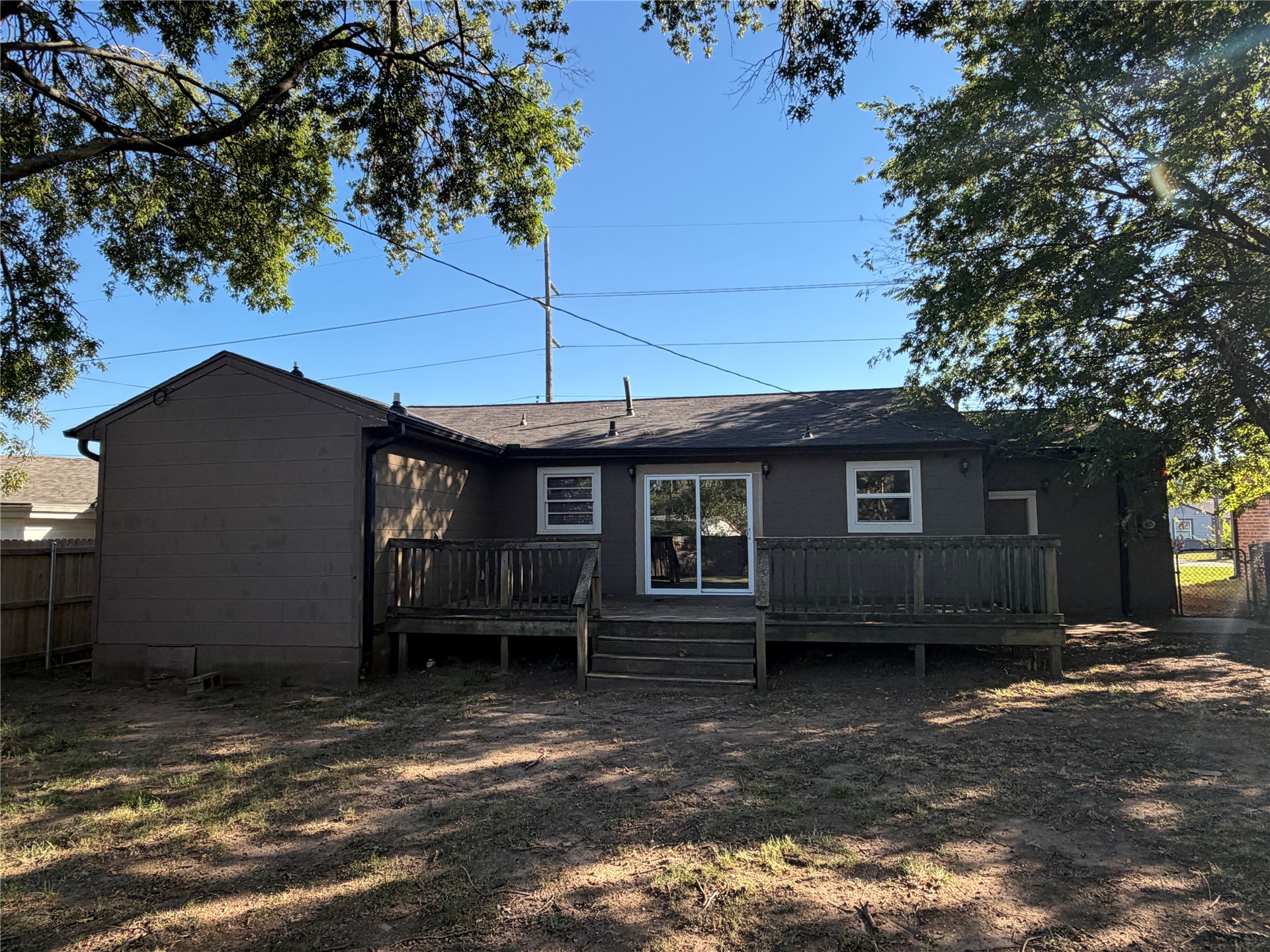 4141 E 36th Street Property Photo 13