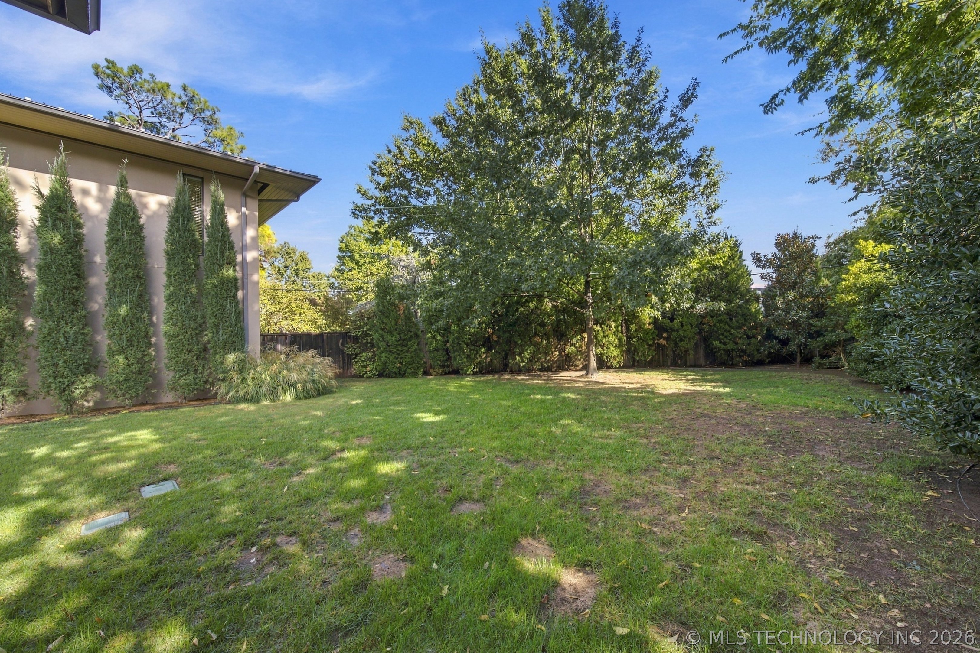 2710 E 34th Street Property Photo 65