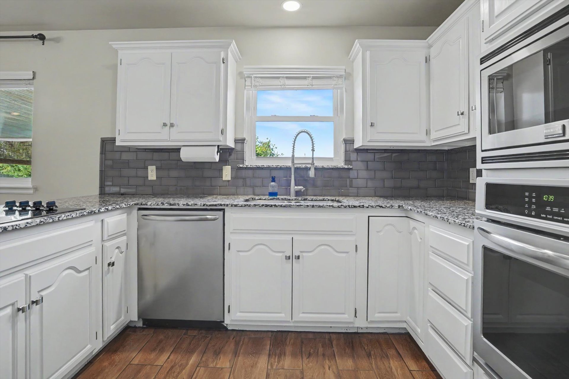 7738 S Evanston Avenue Property Photo 14