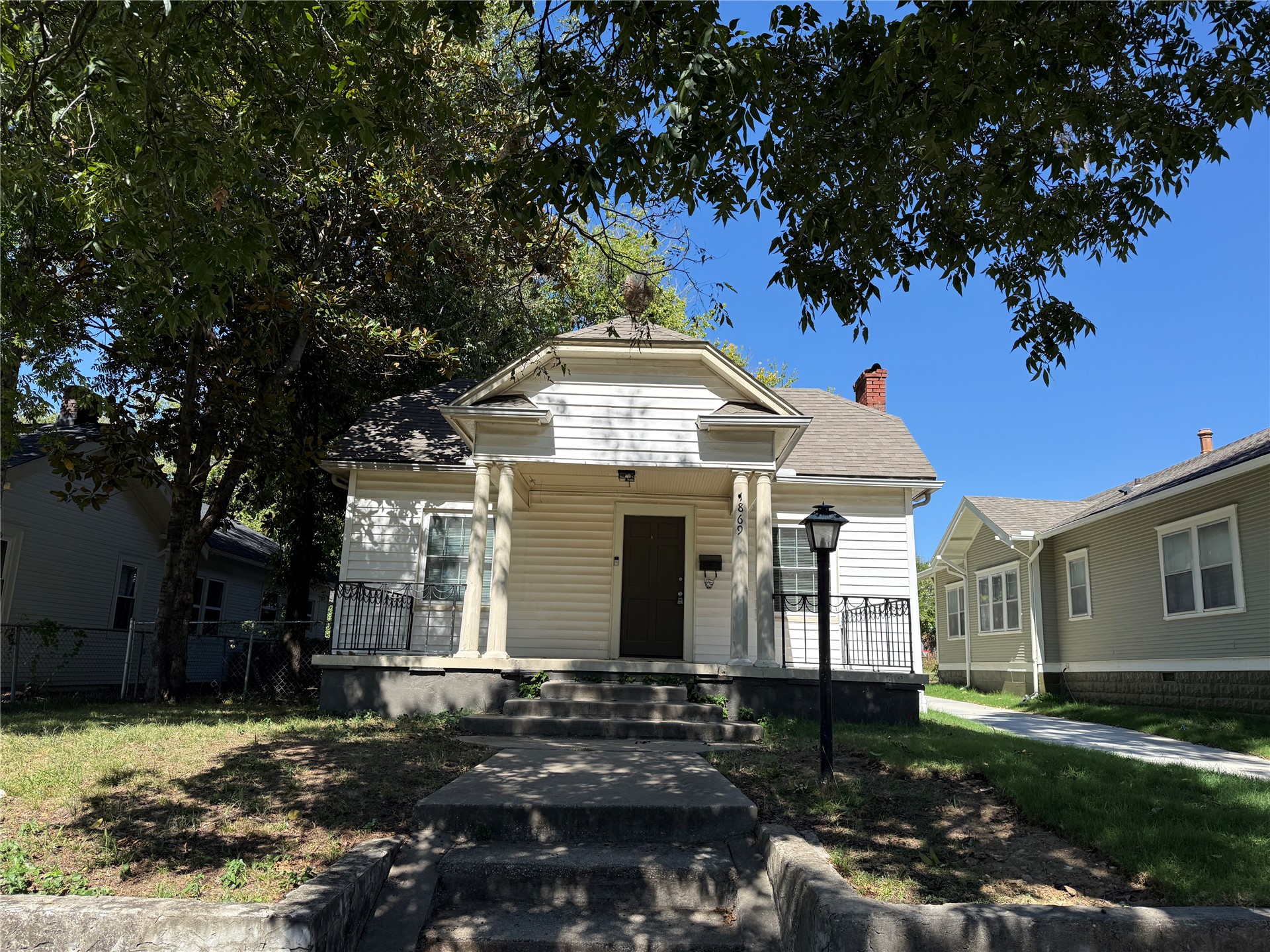 1869 E 17th Street Property Photo 1