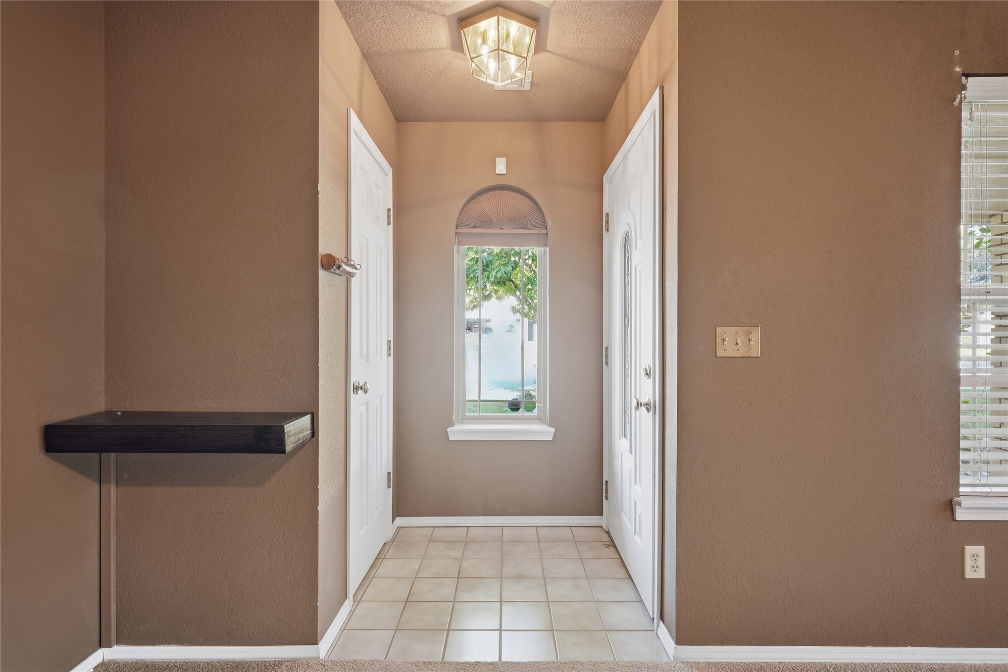 2321 W Twin Oaks Street Property Photo 12