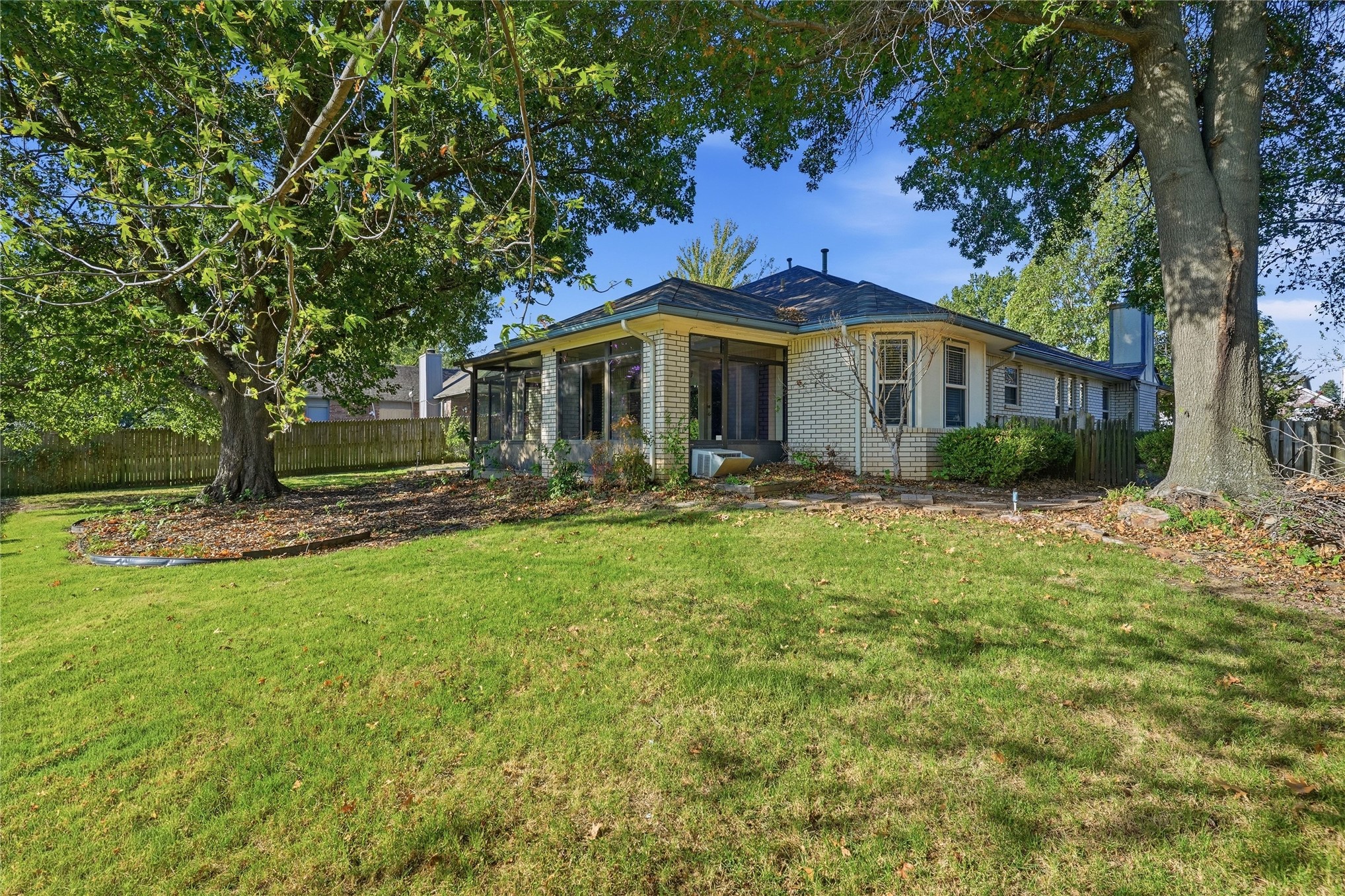 2321 W Twin Oaks Street Property Photo 51