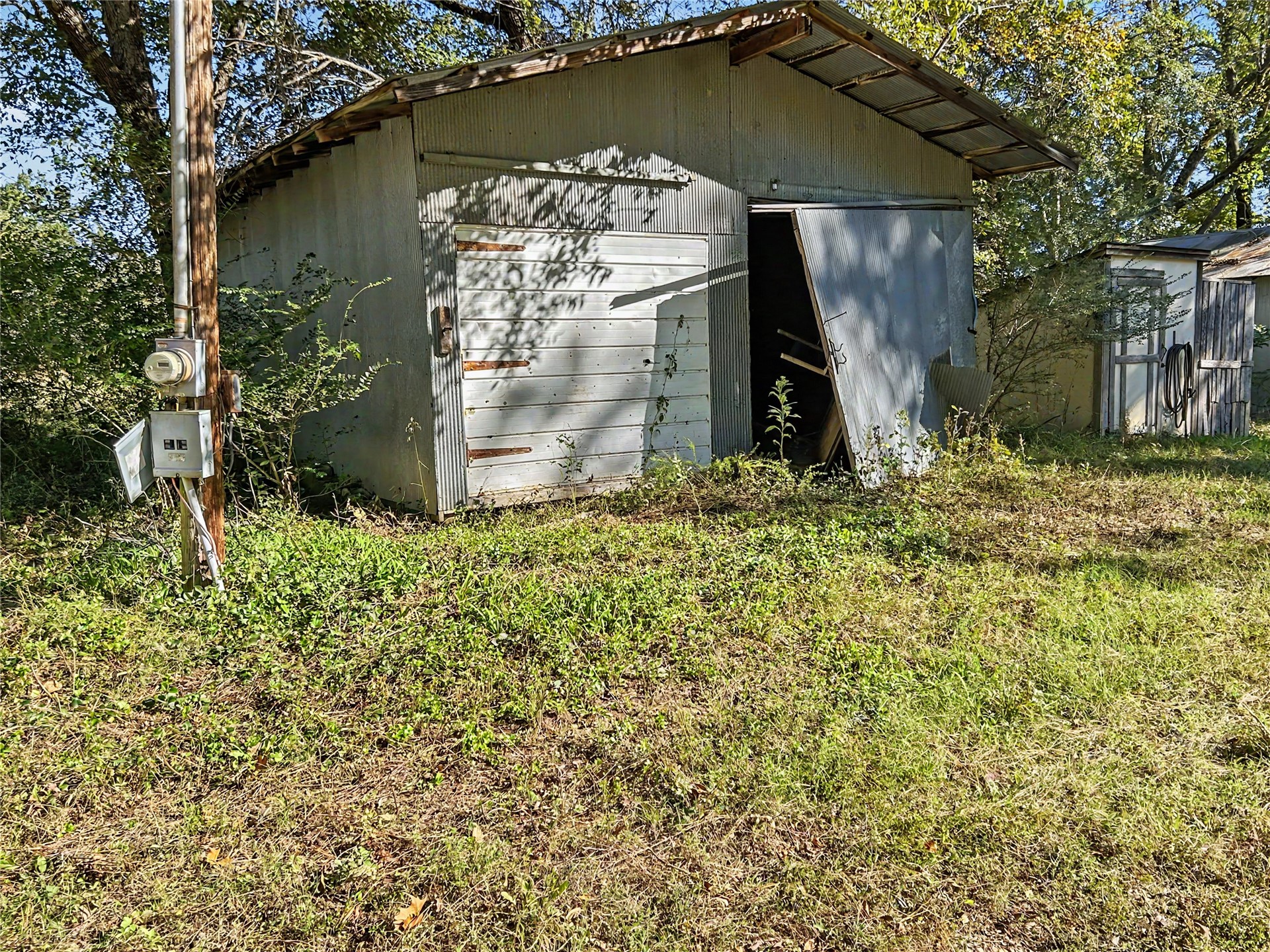 21057 E 760 Road Property Photo 13