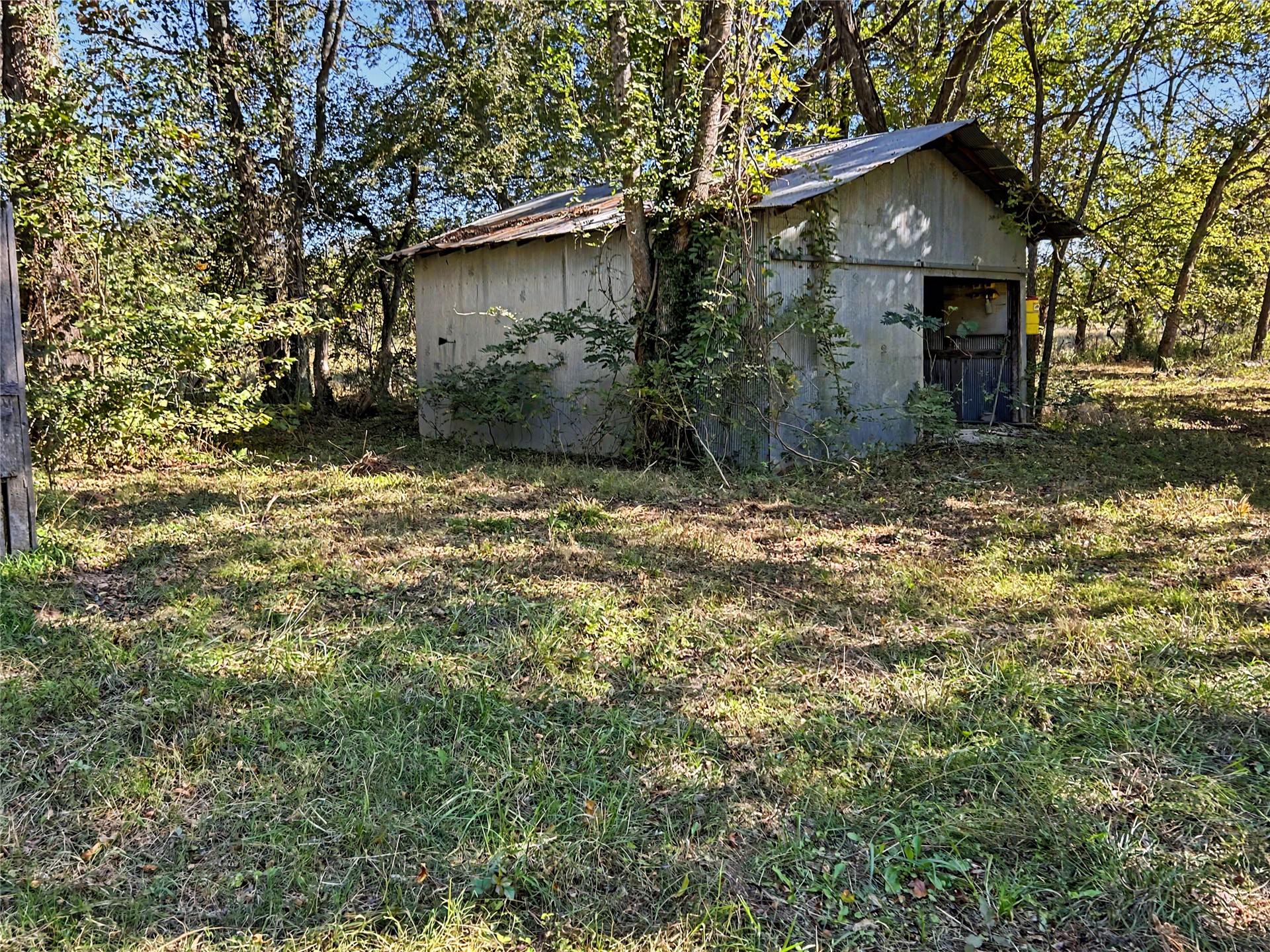 21057 E 760 Road Property Photo 14